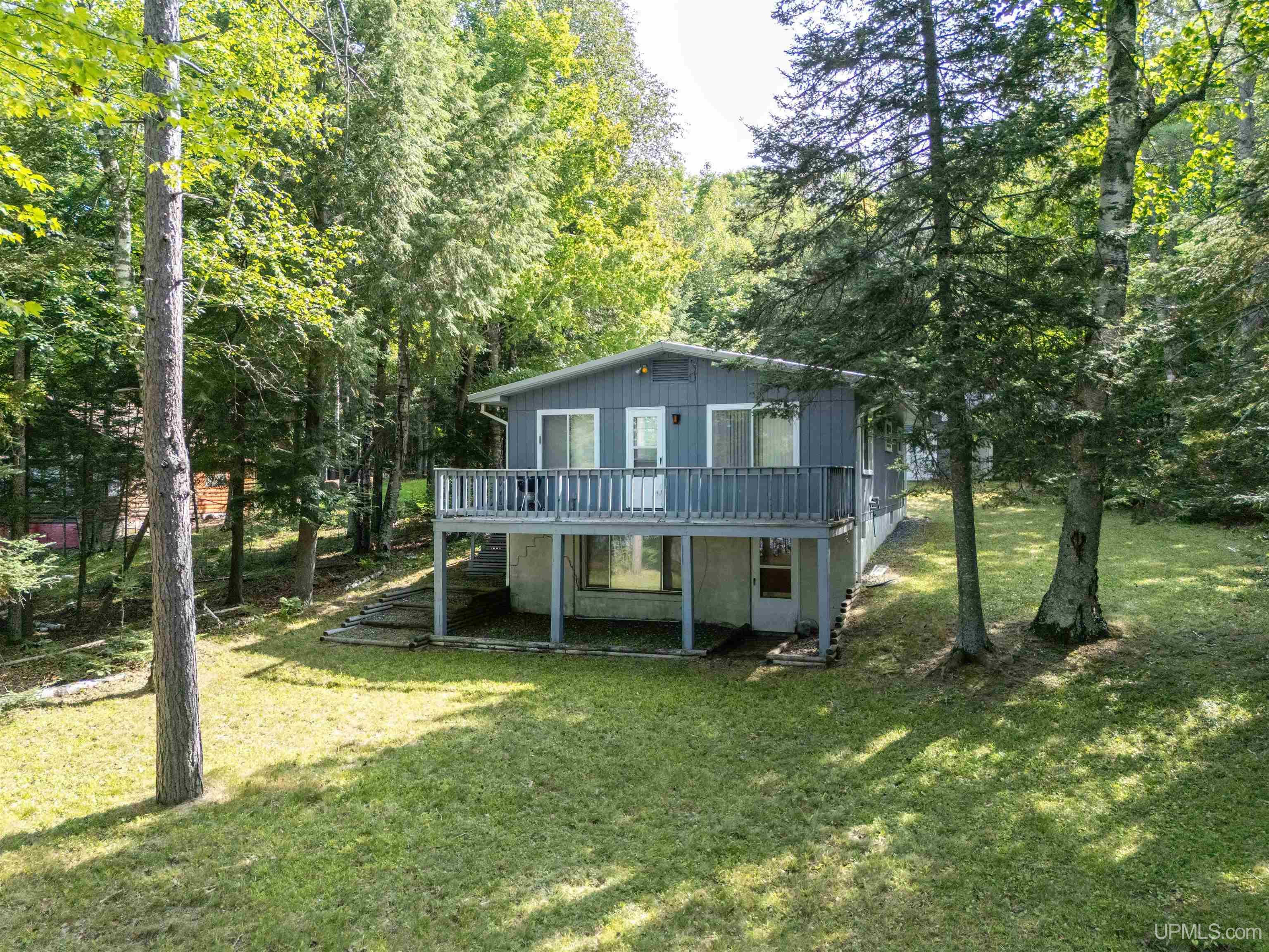main property photo 19