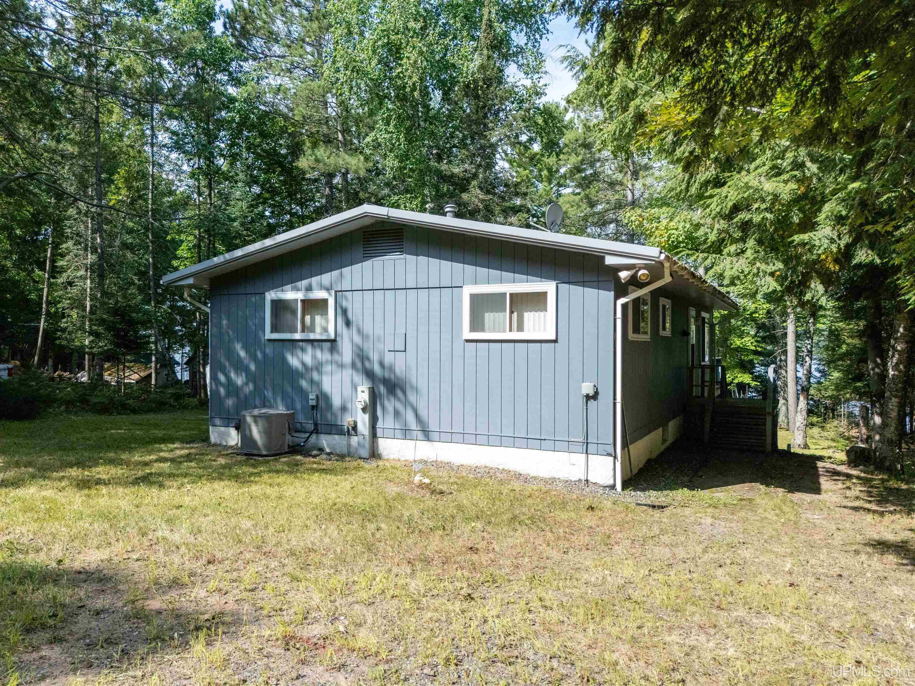 main property photo 25