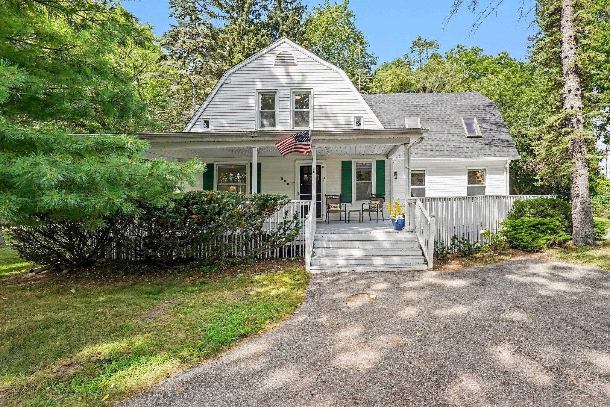 main property photo 2