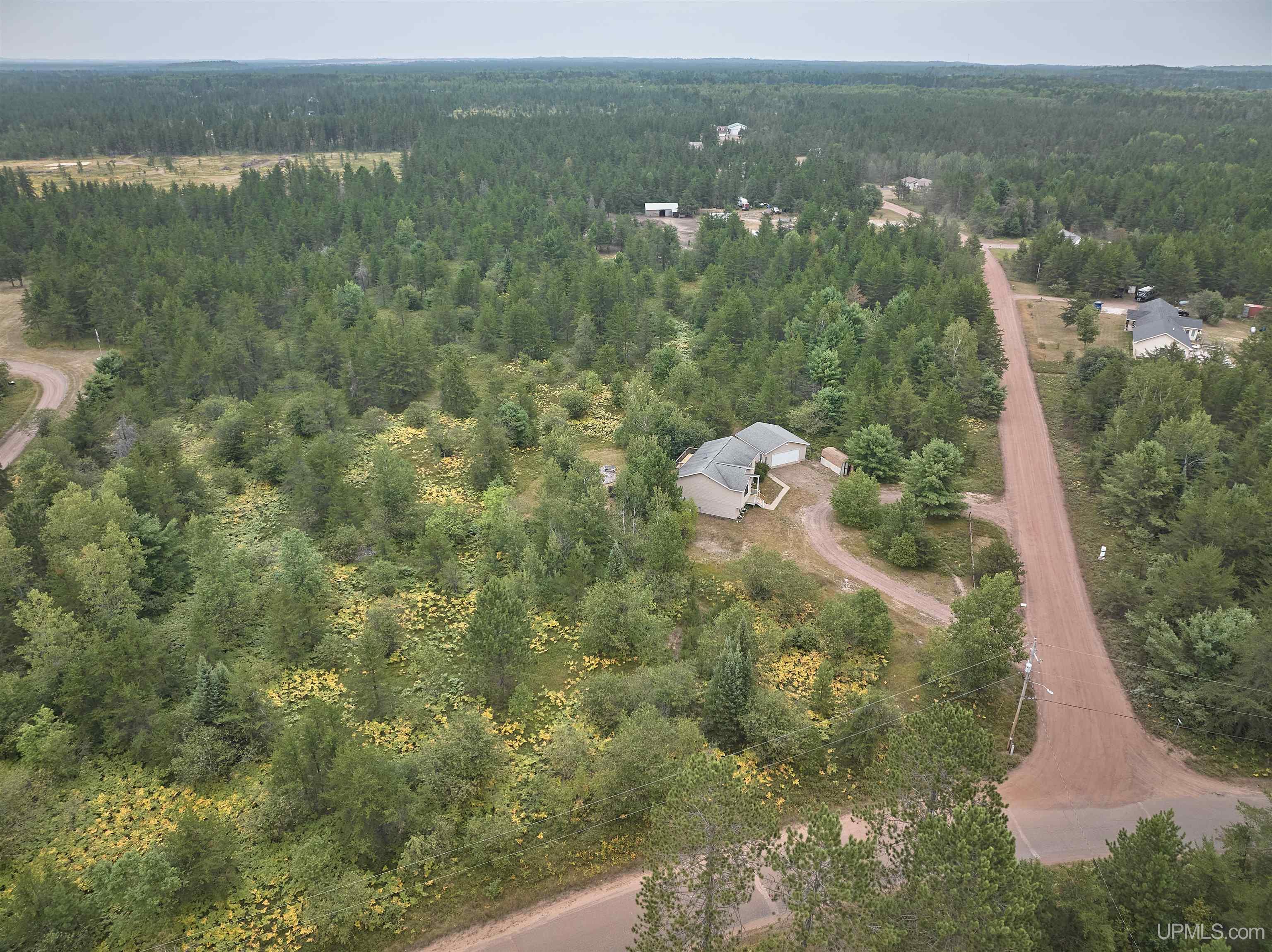 main property photo 38