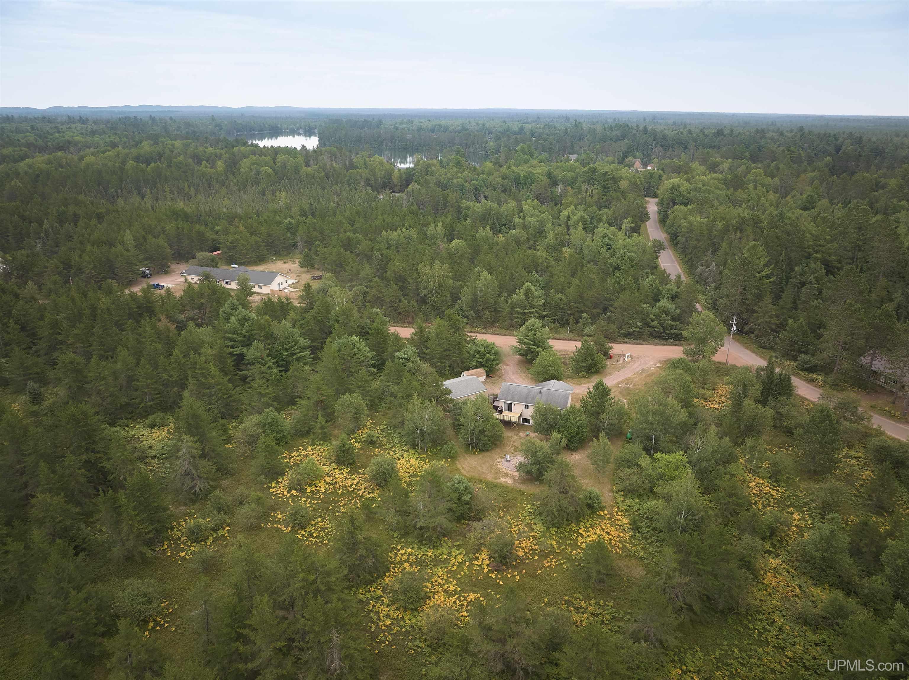 main property photo 40