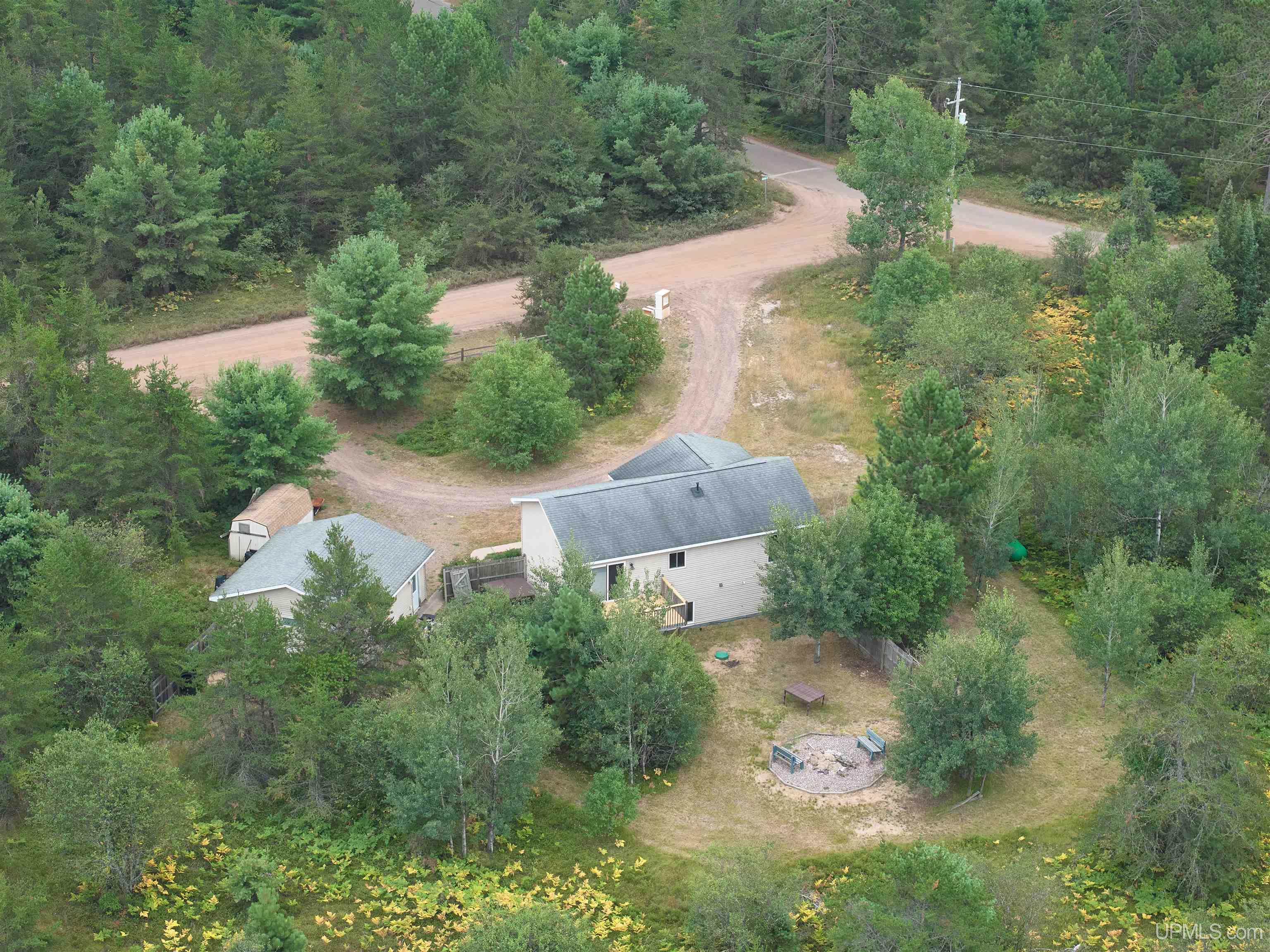 main property photo 41