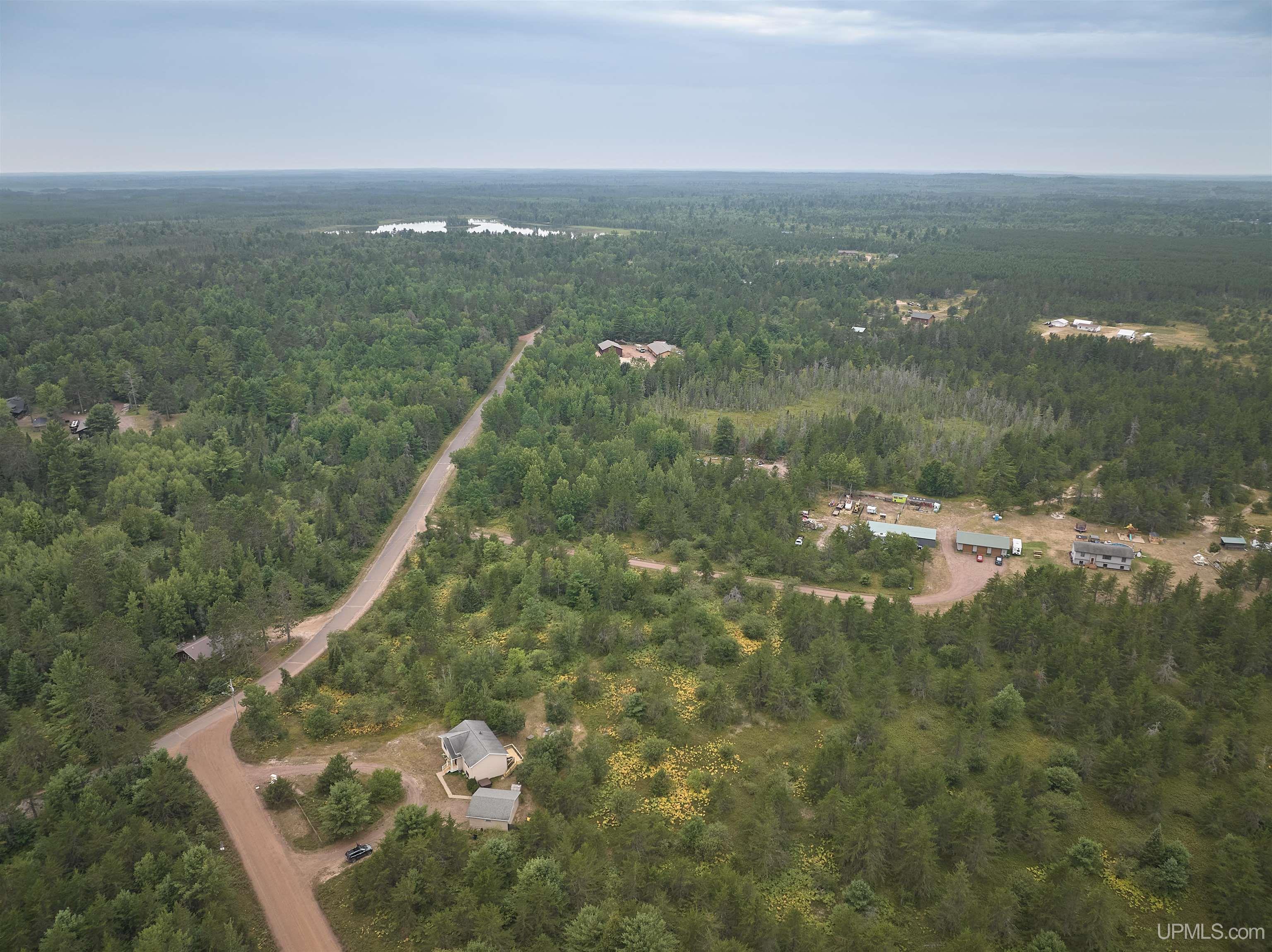 main property photo 45