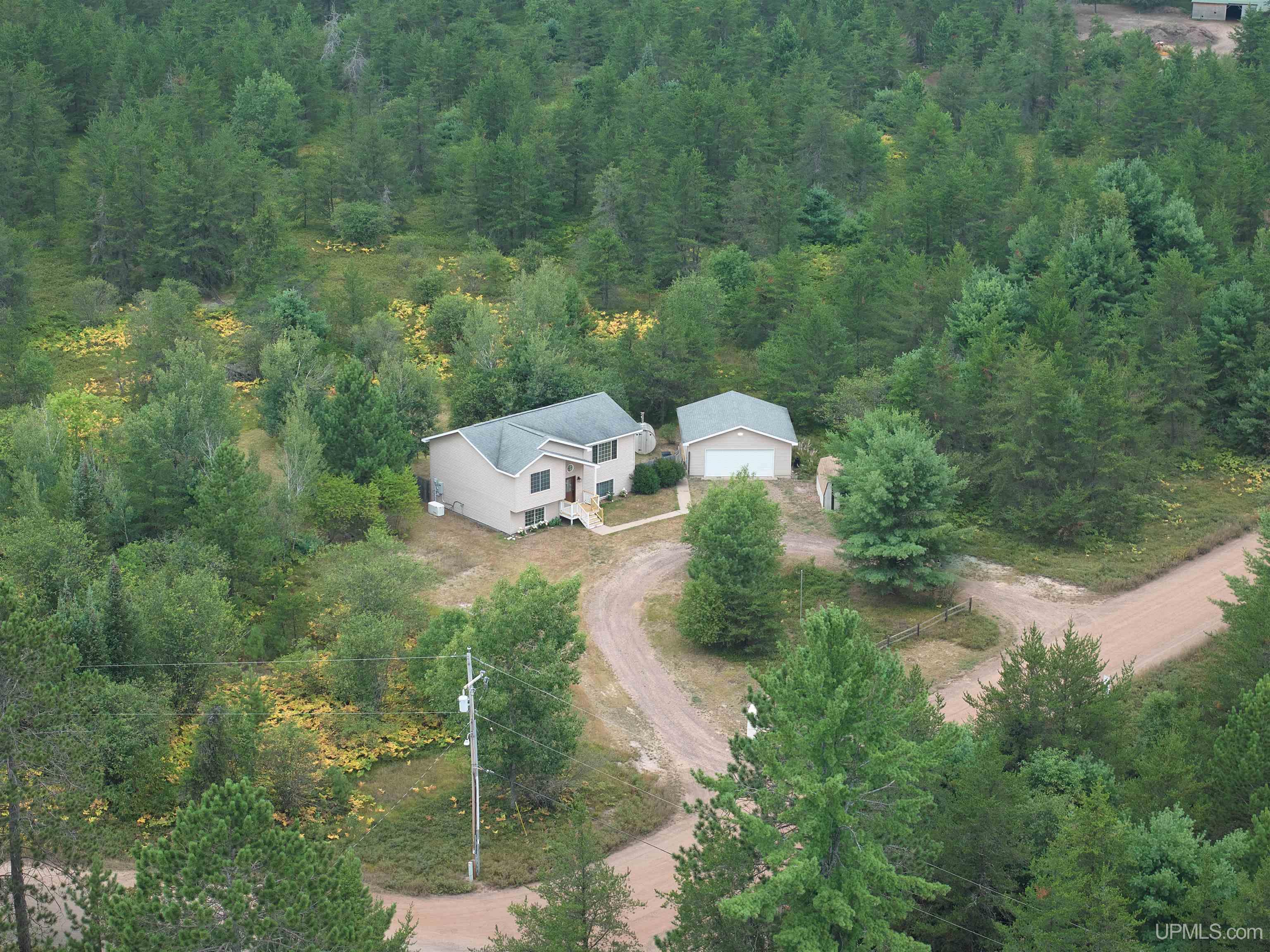 main property photo 49
