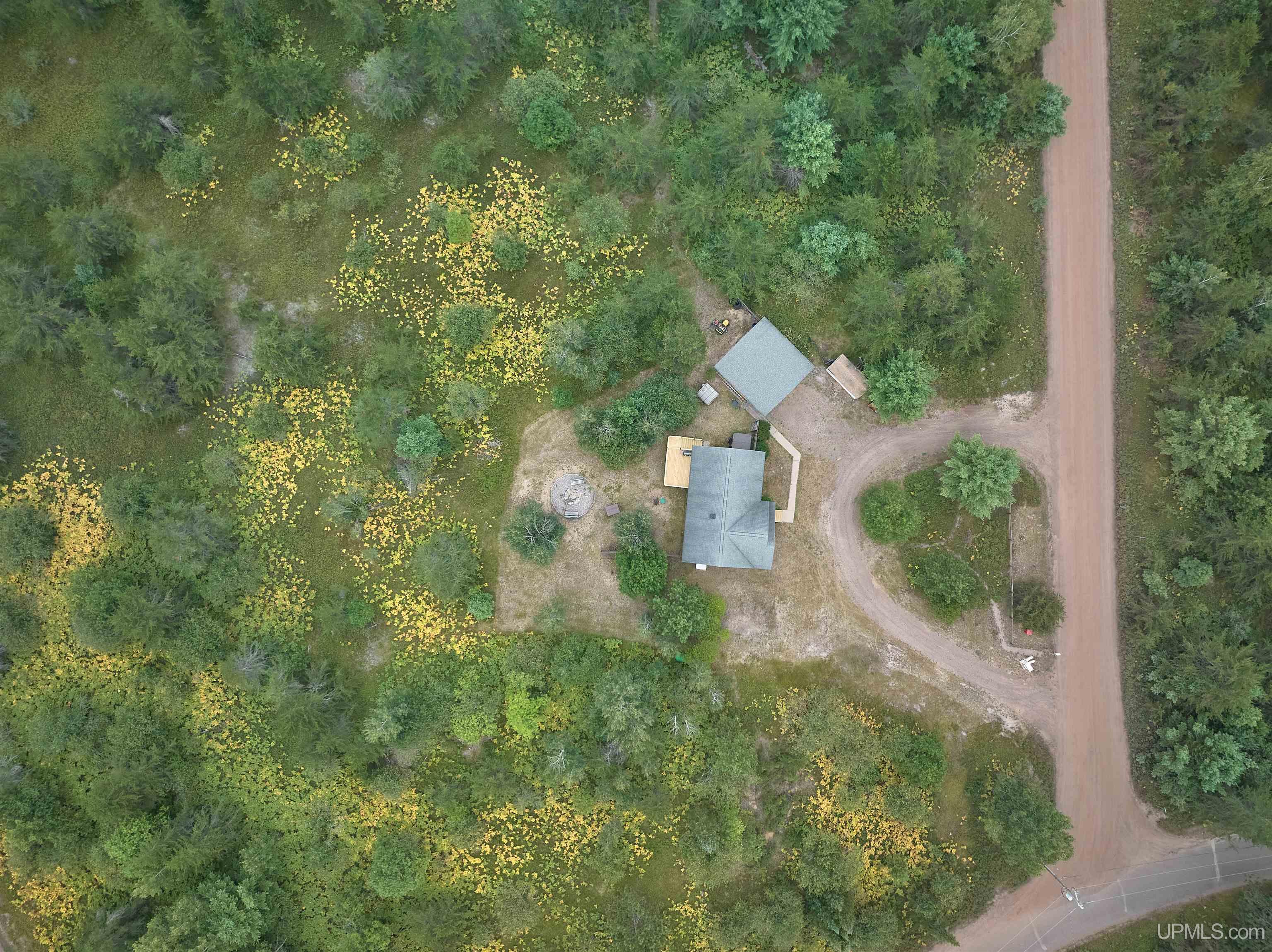 main property photo 50