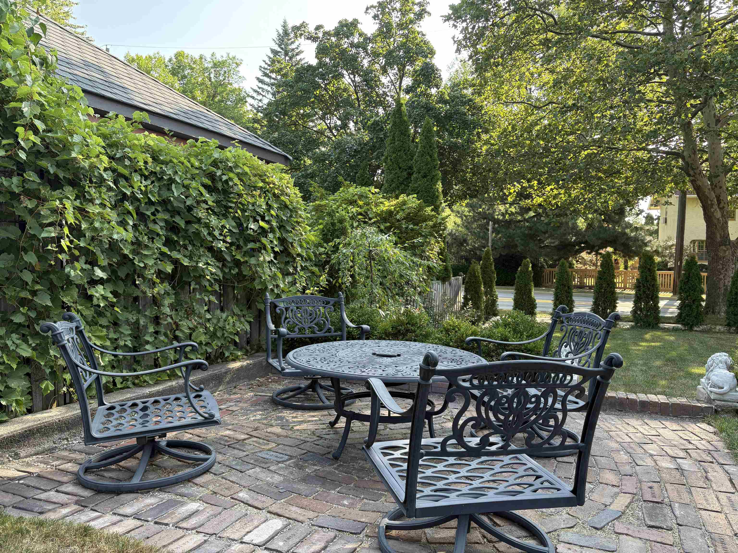 main property photo 78