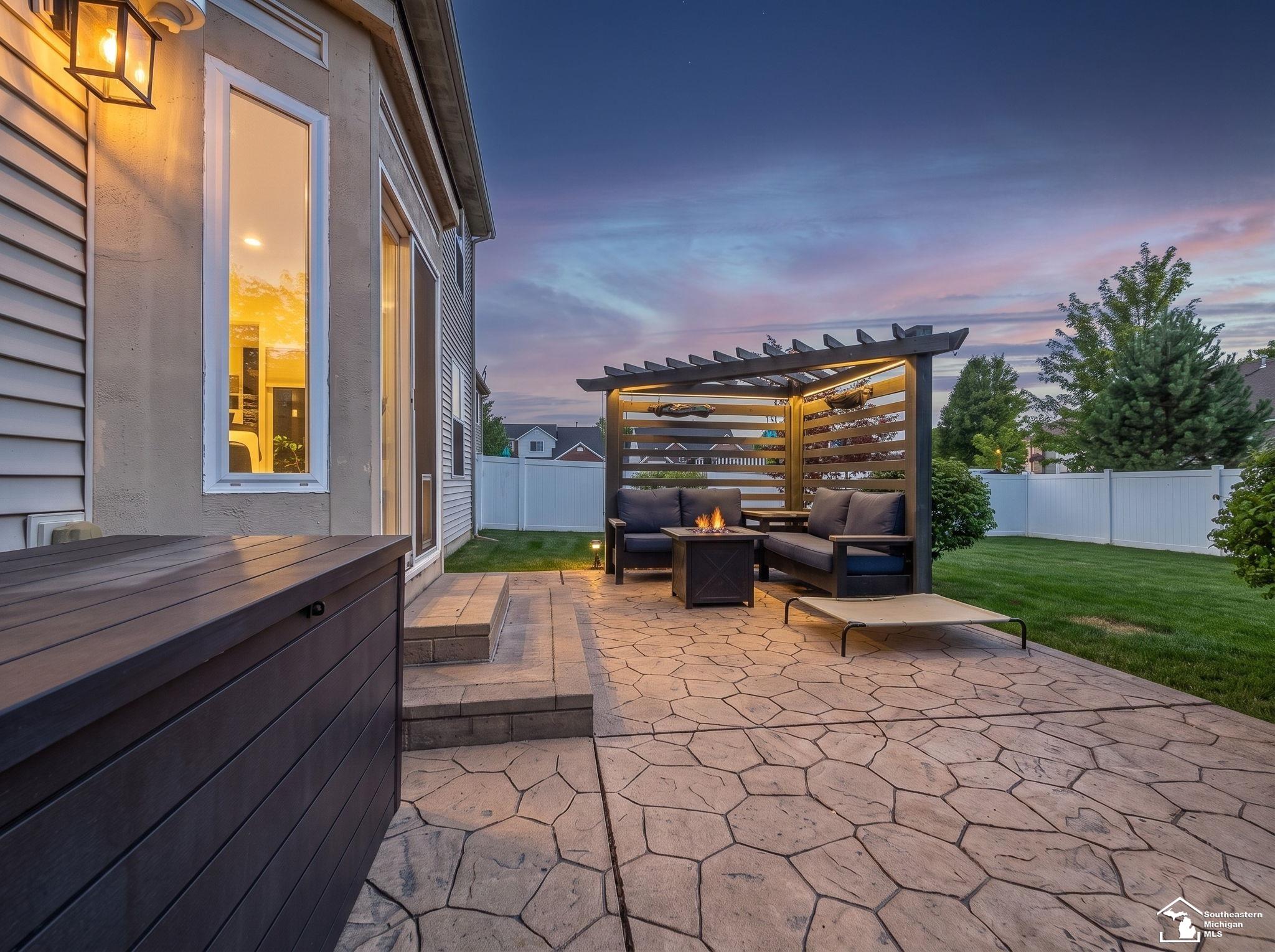 main property photo 39
