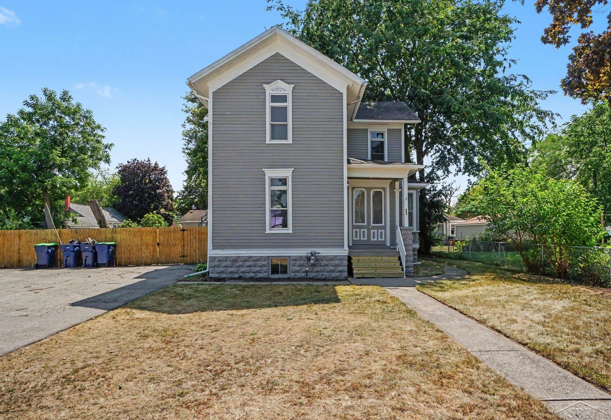 main property photo 2