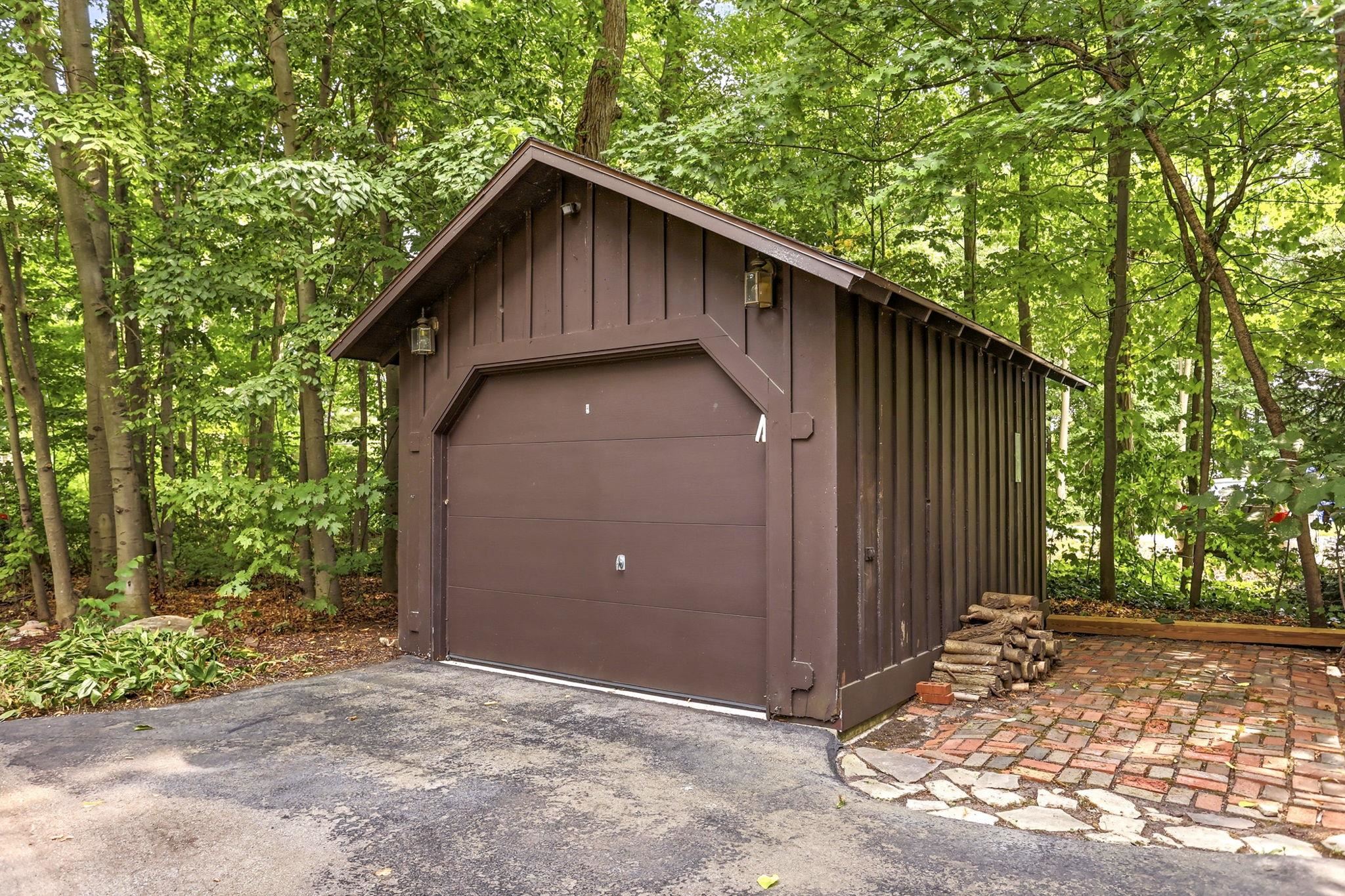 main property photo 64