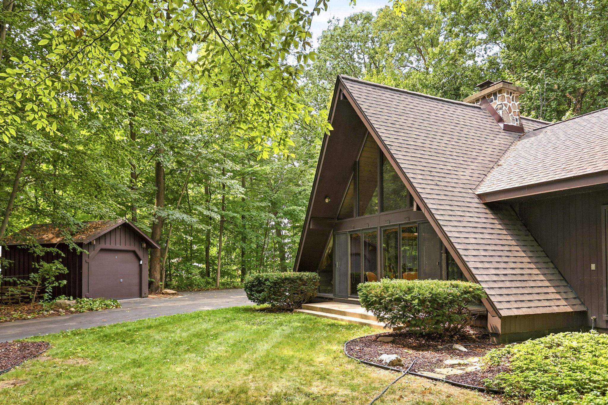 main property photo 76