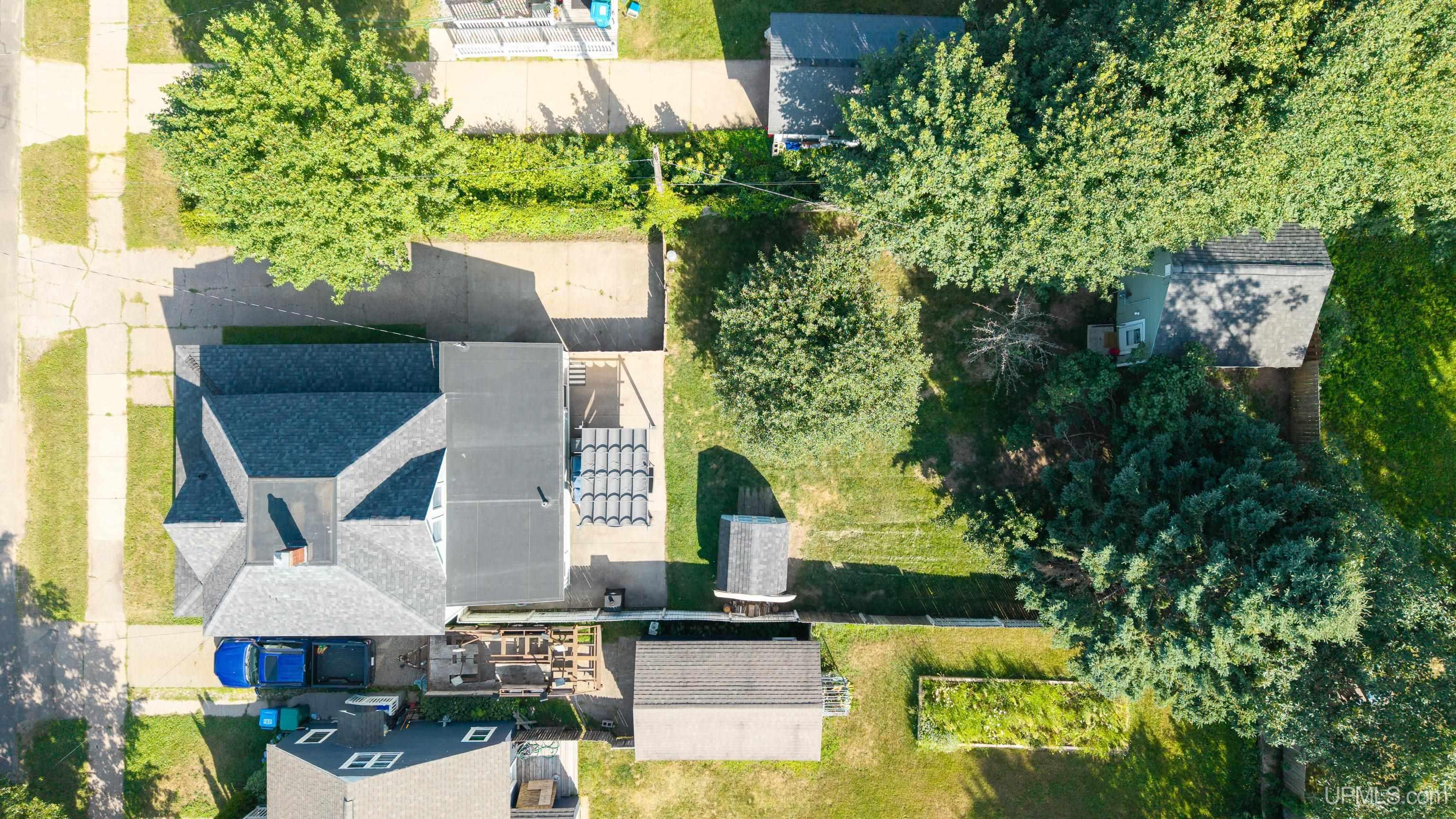 main property photo 63