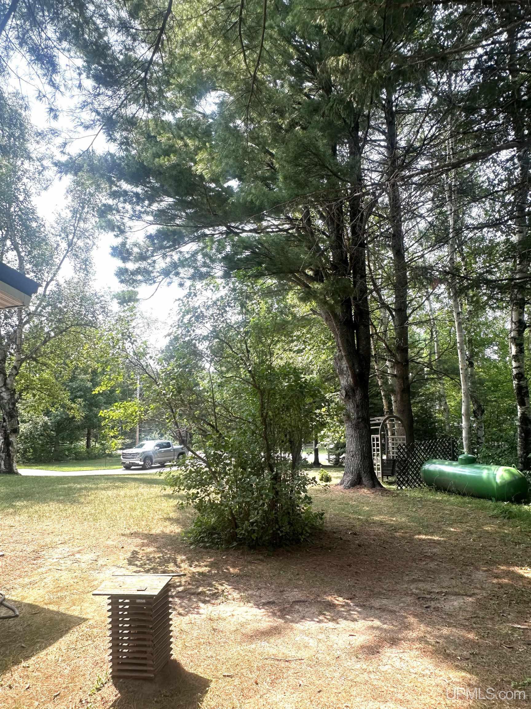main property photo 50