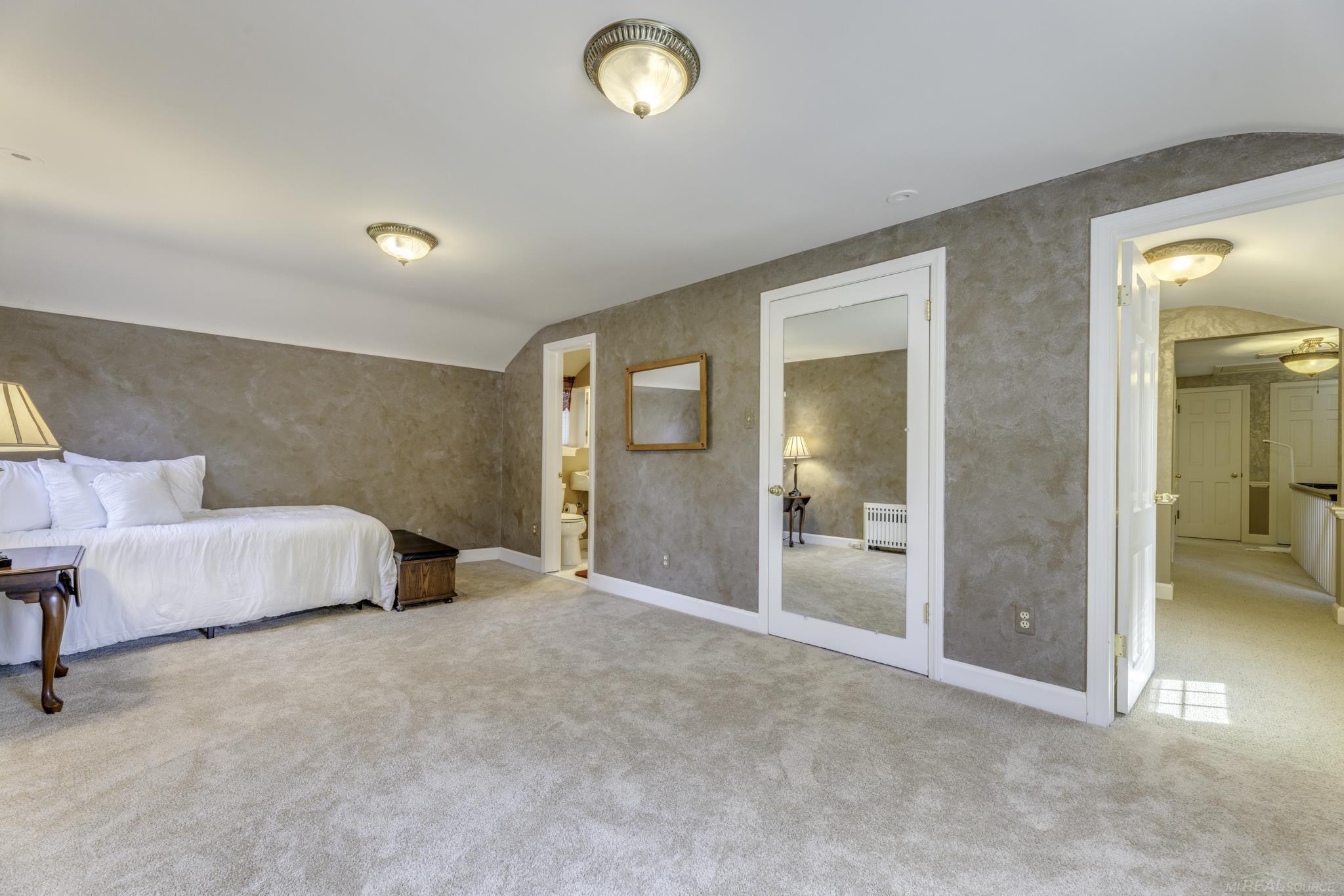 main property photo 53