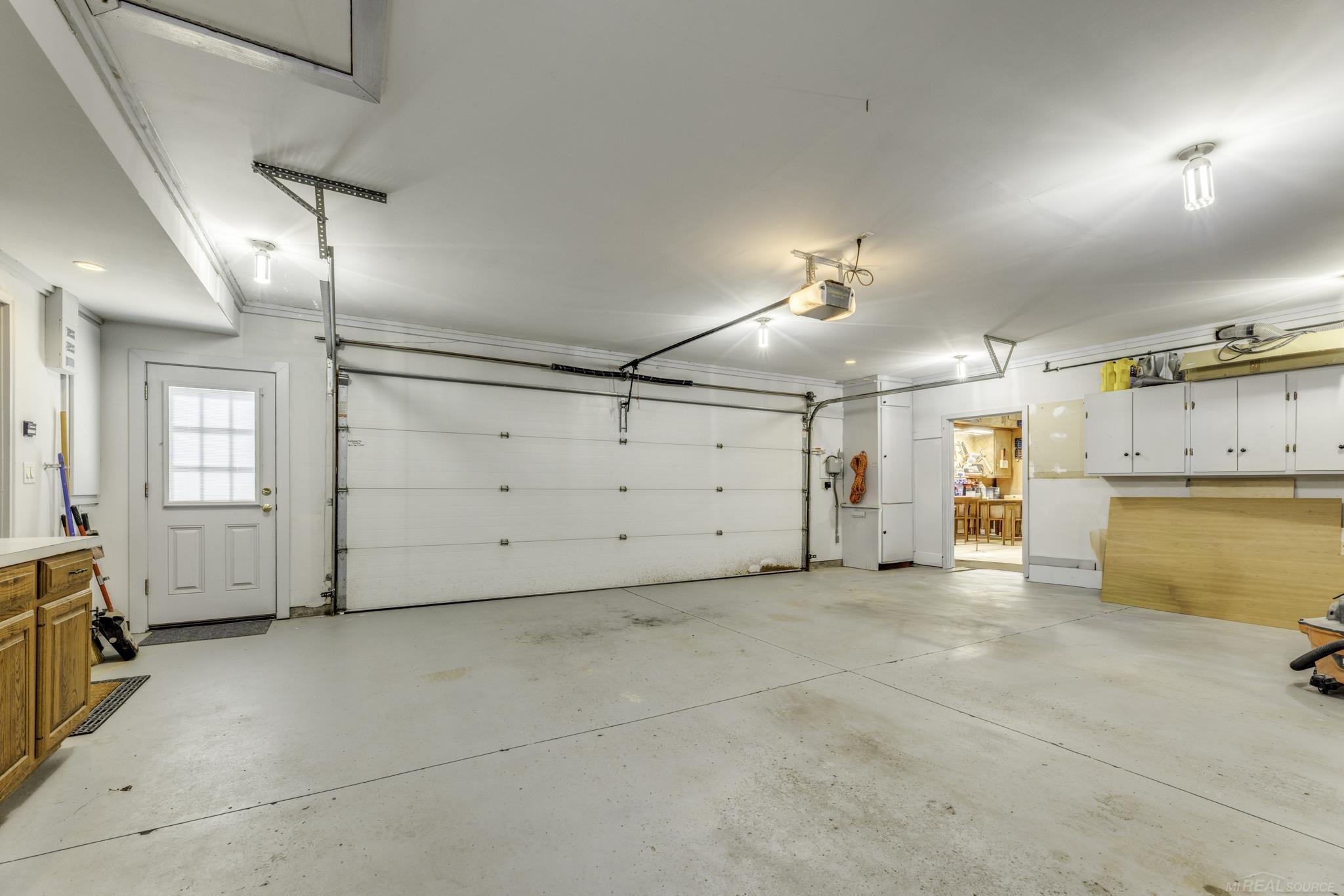 main property photo 67
