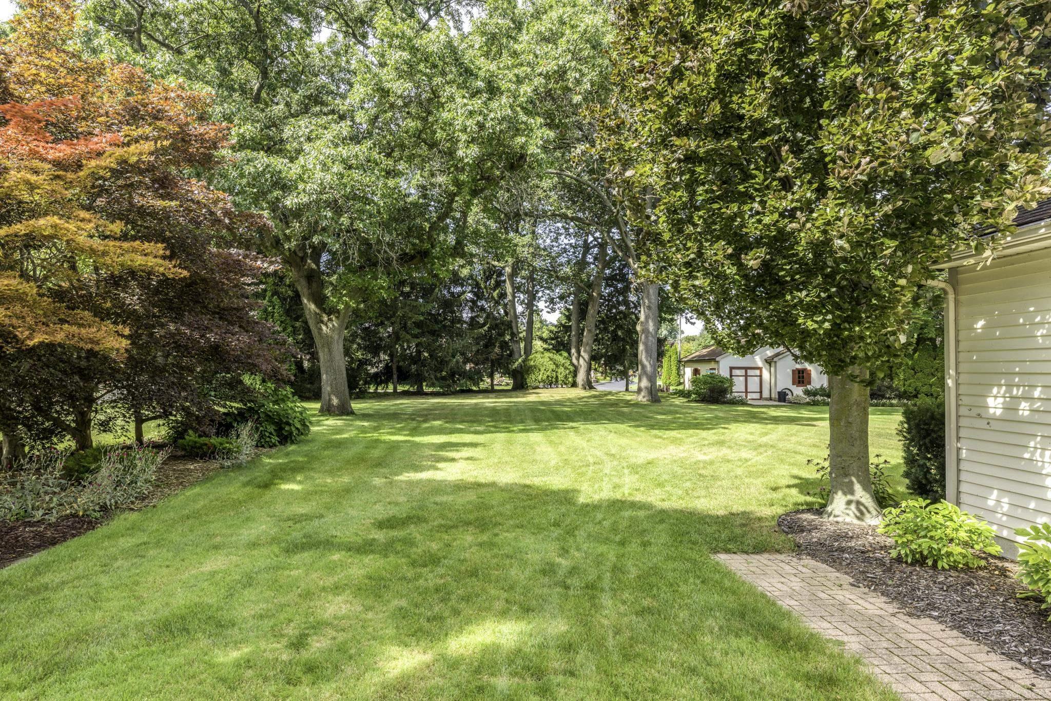 main property photo 76