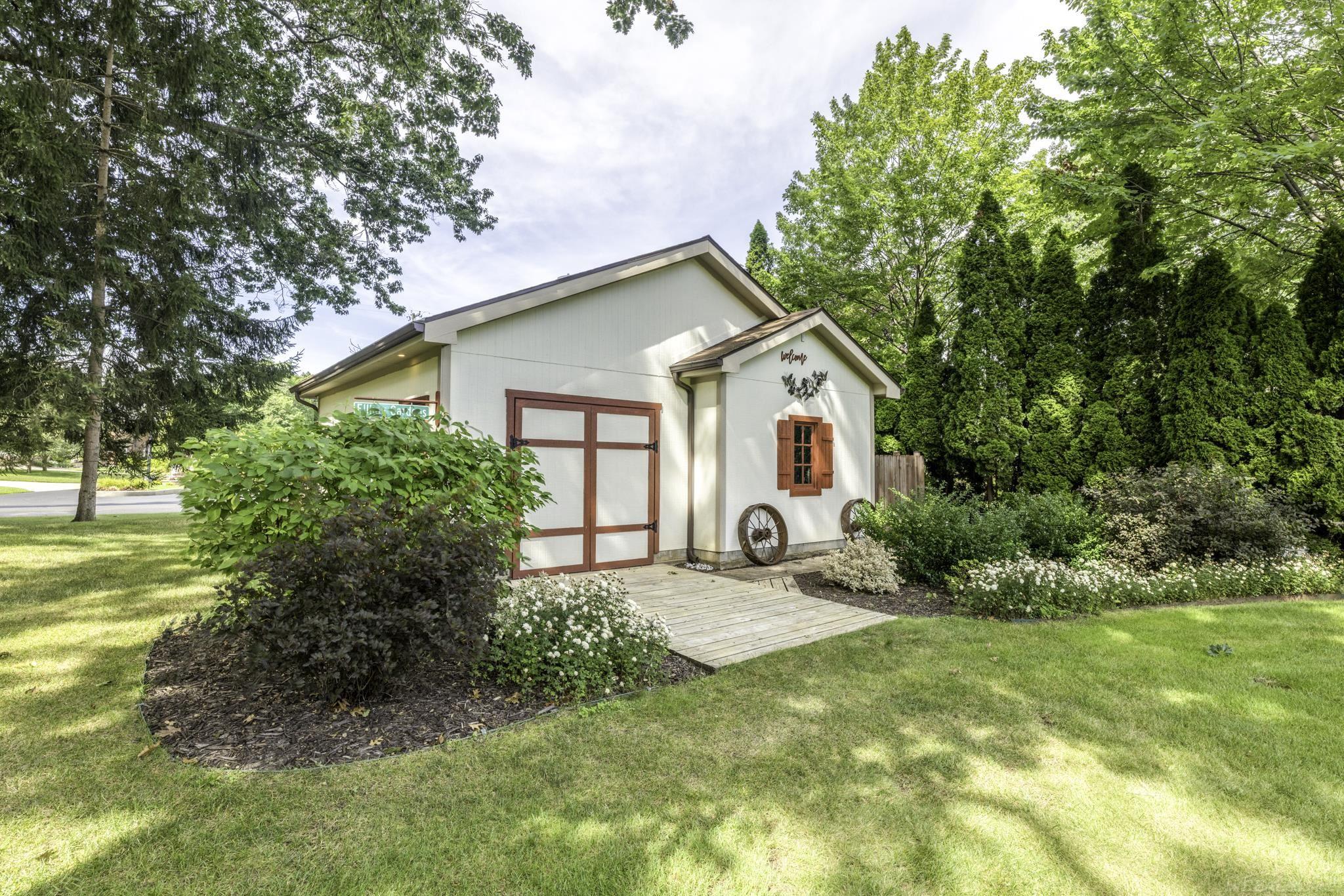 main property photo 79