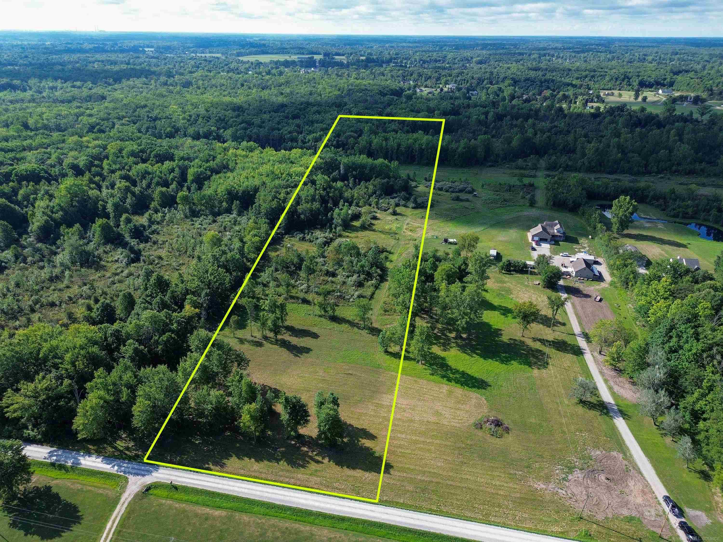 main property photo 0