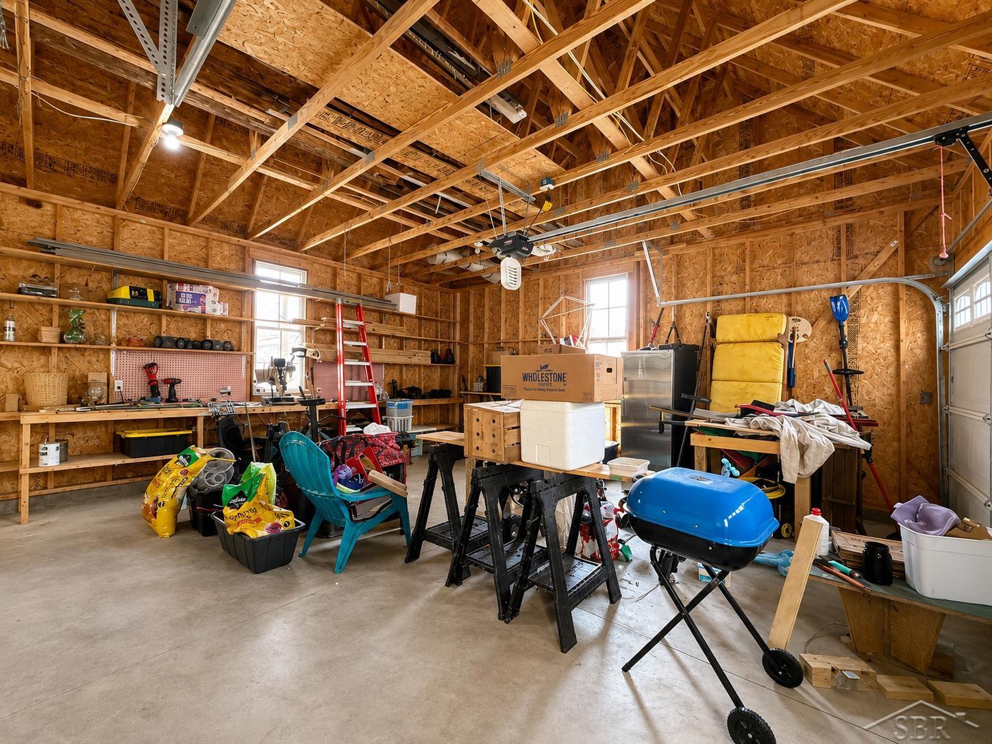 main property photo 16
