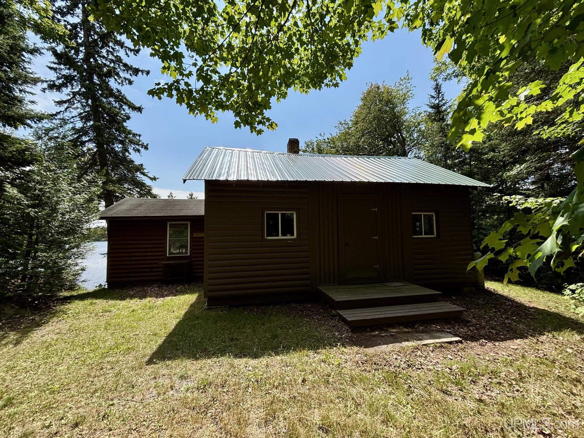main property photo 40