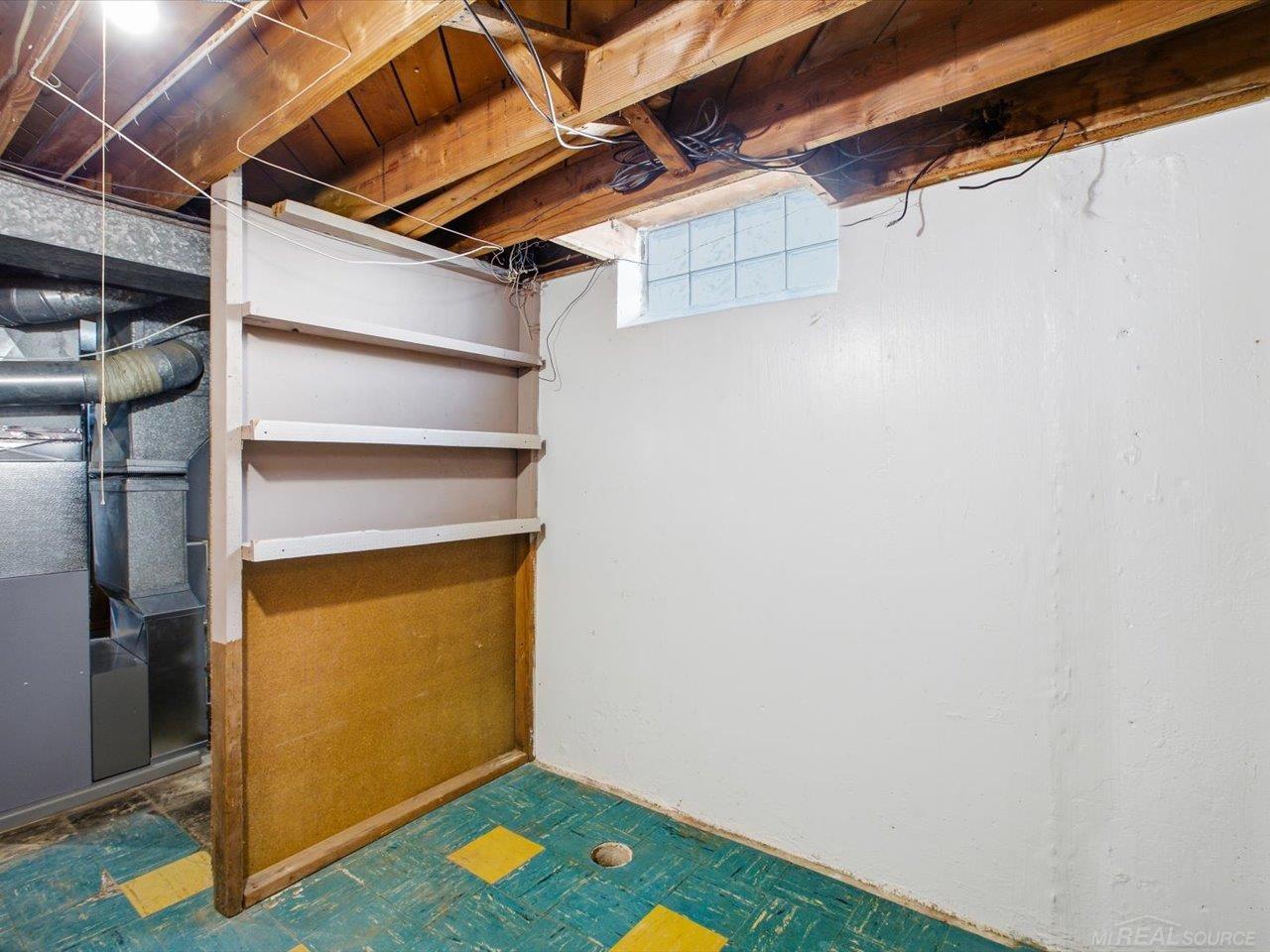 main property photo 22