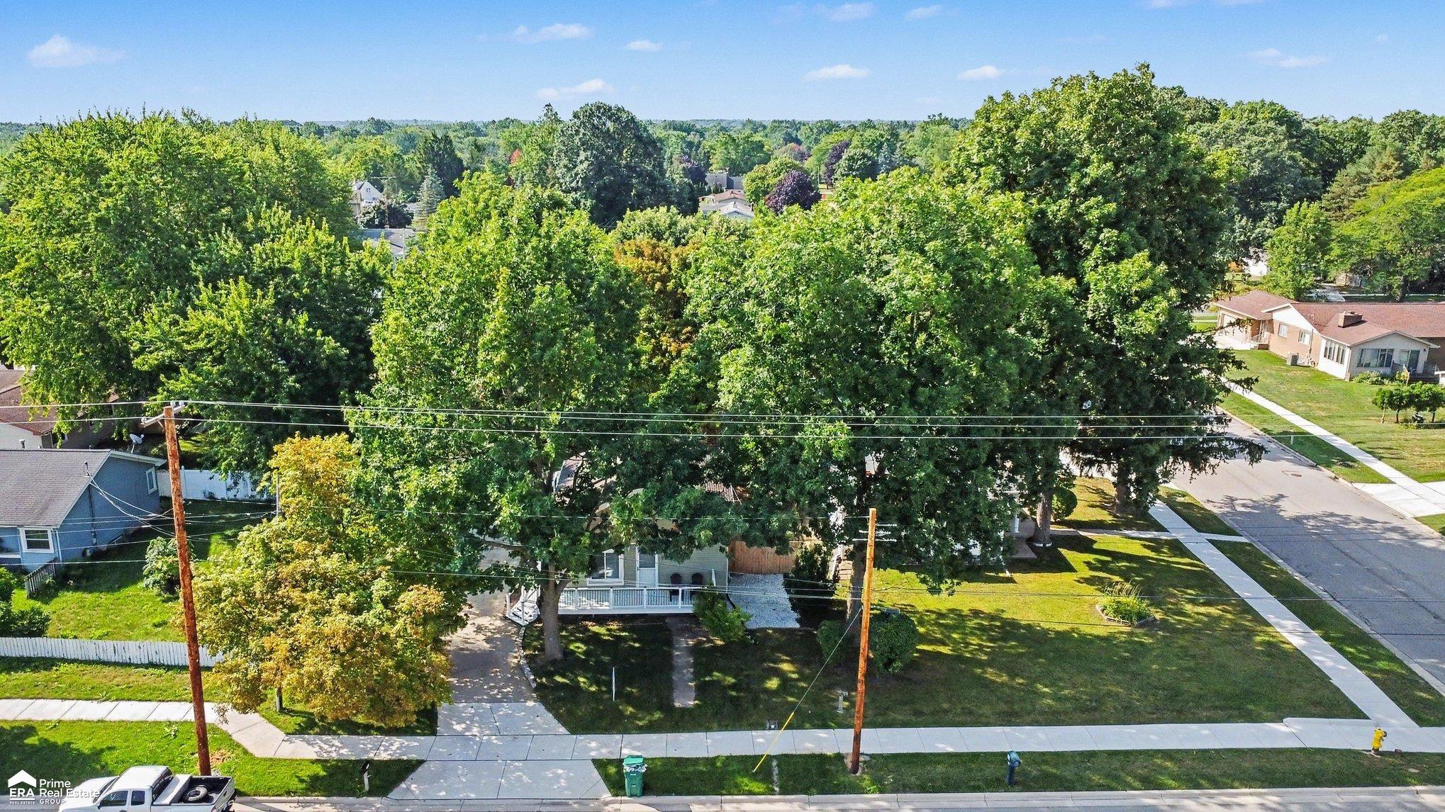 main property photo 33