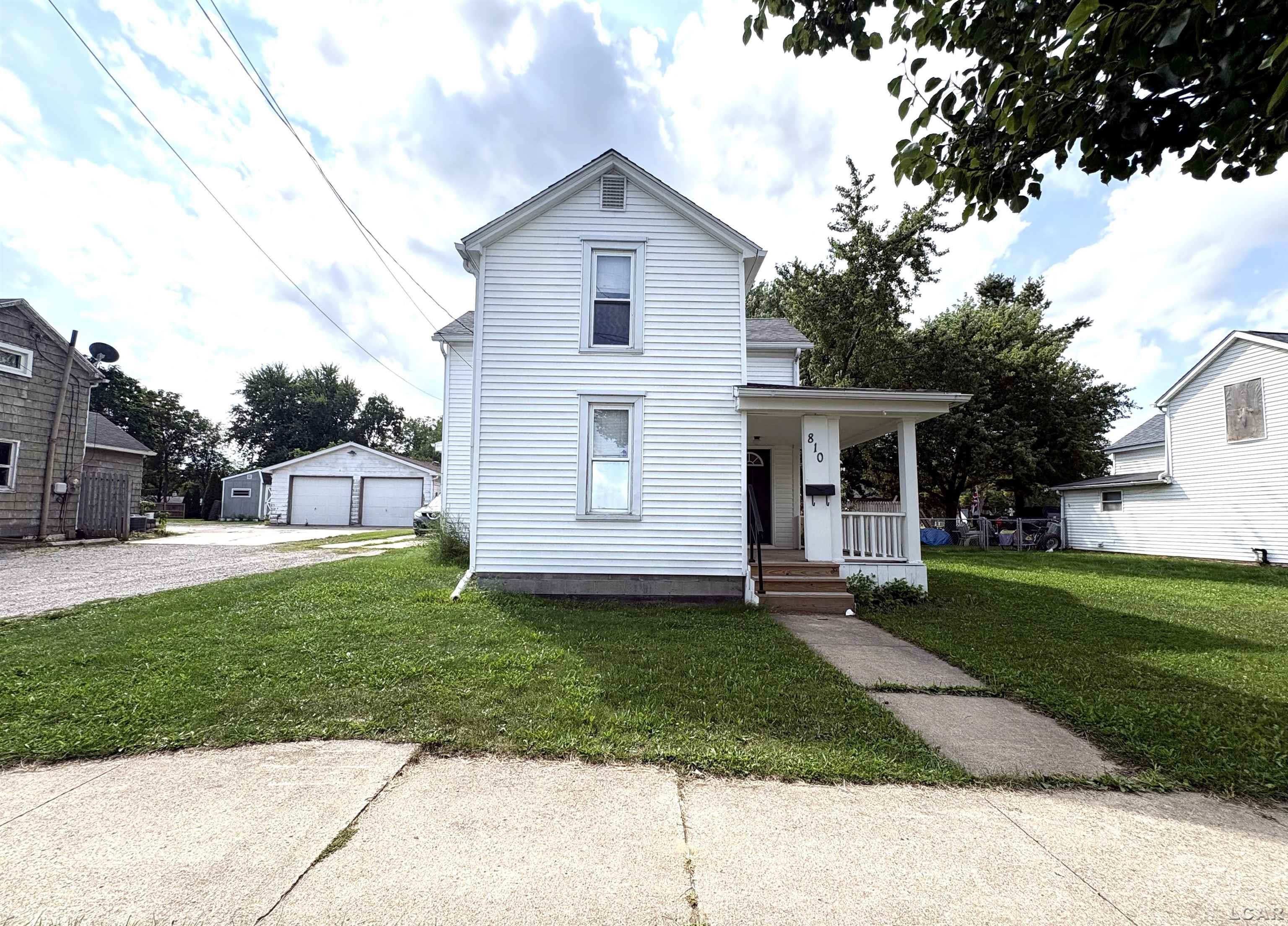 main property photo 3