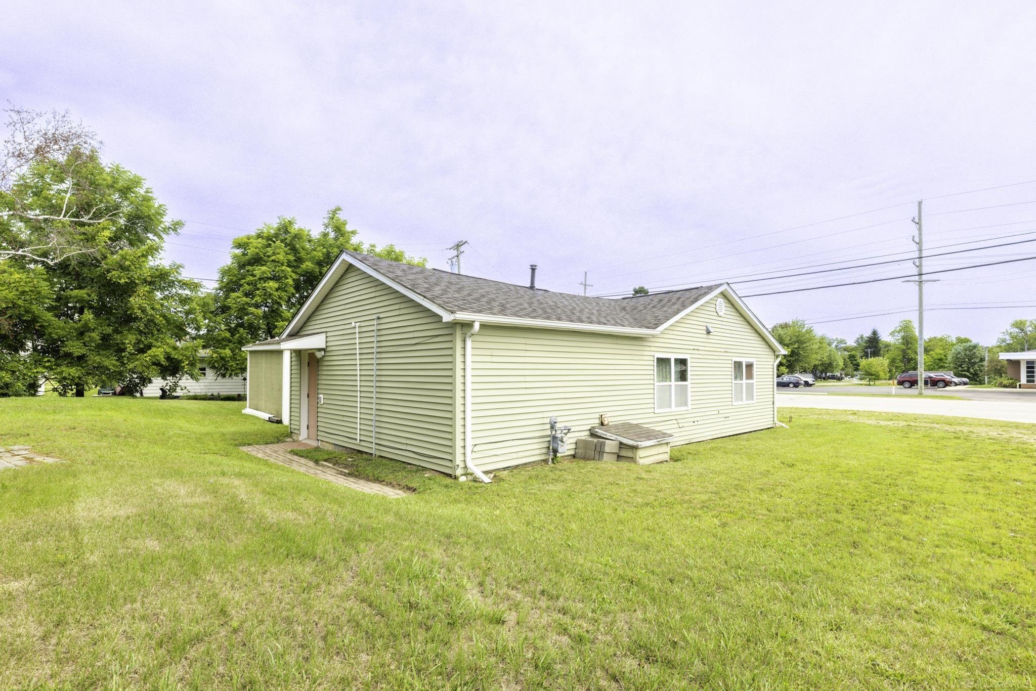 main property photo 3