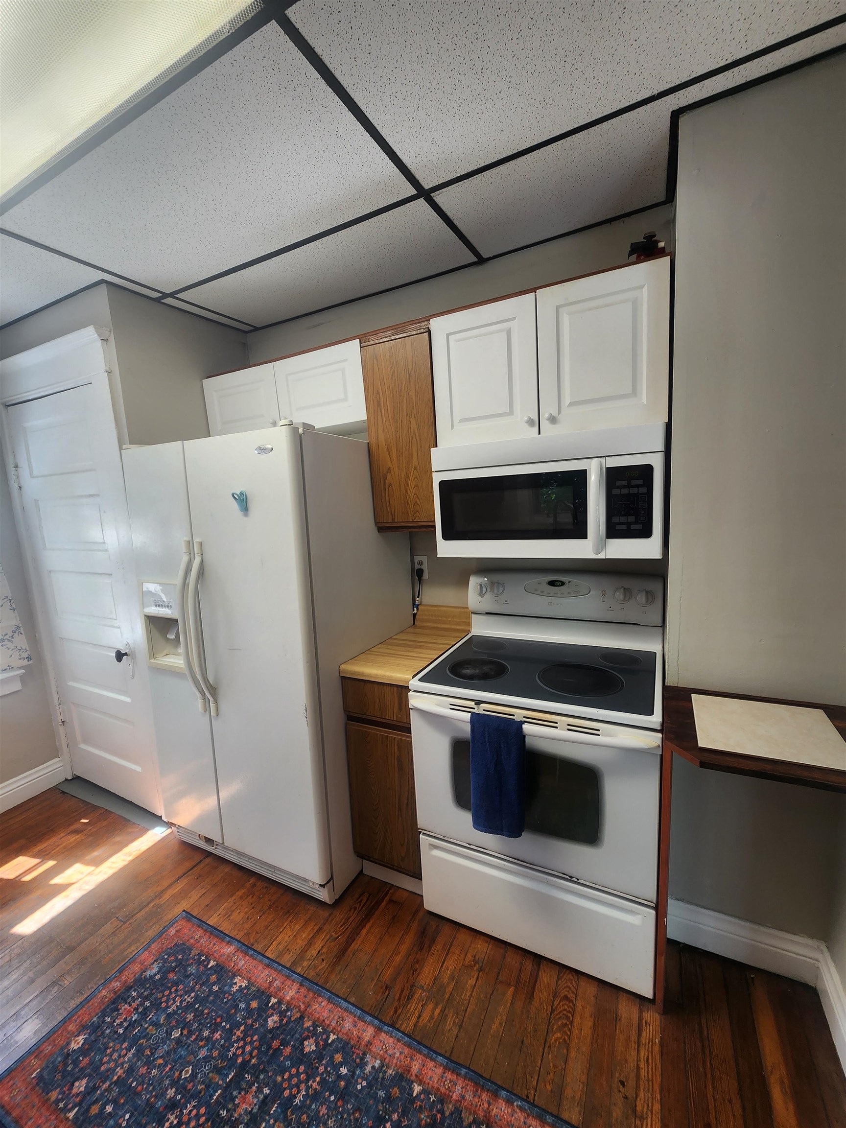 main property photo 4