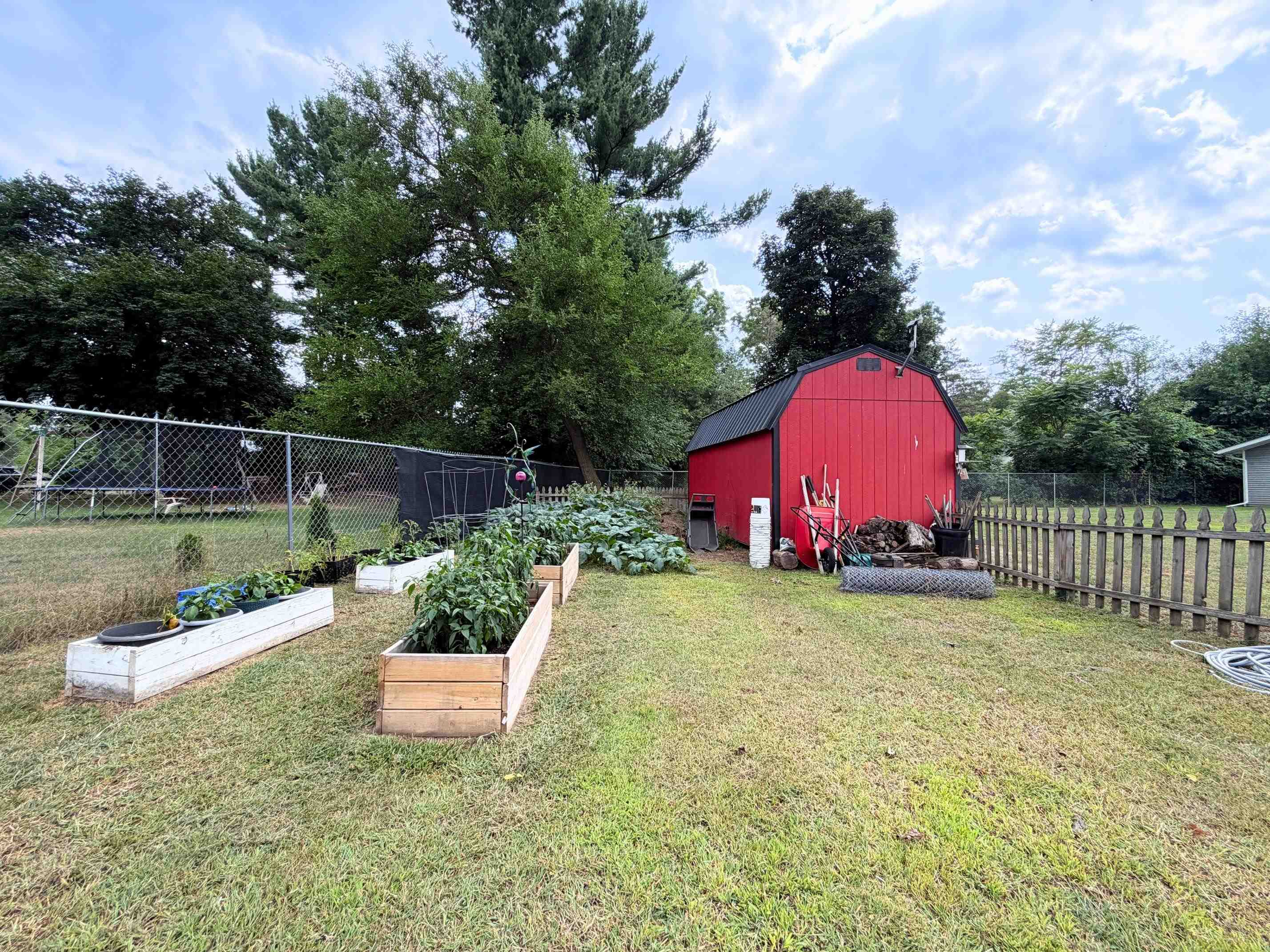 main property photo 64