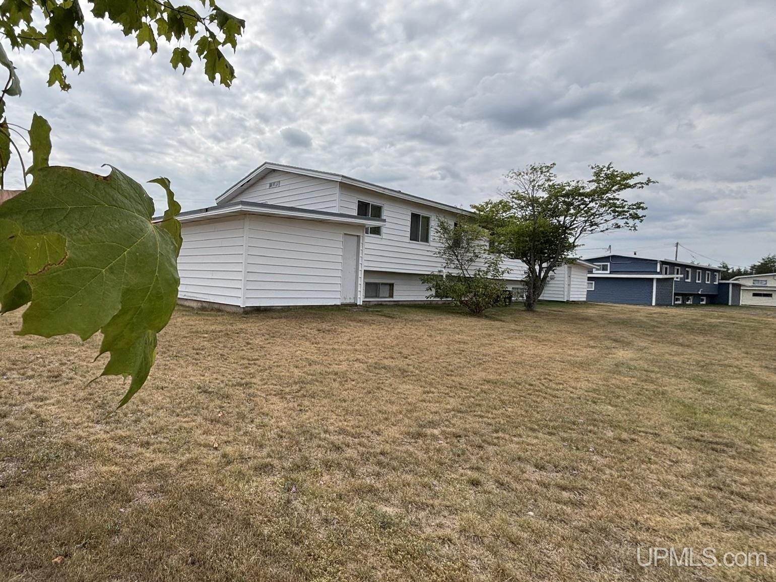 main property photo 58