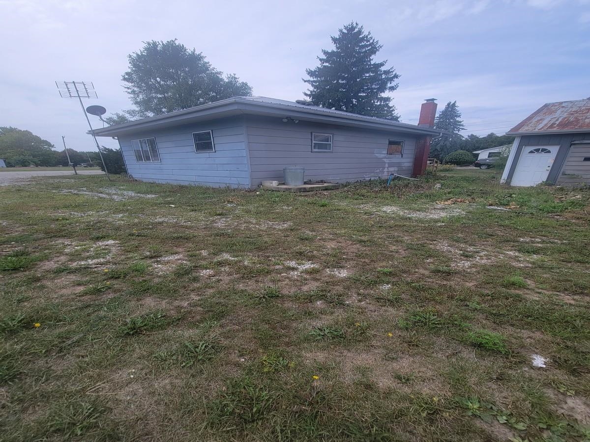 main property photo 11