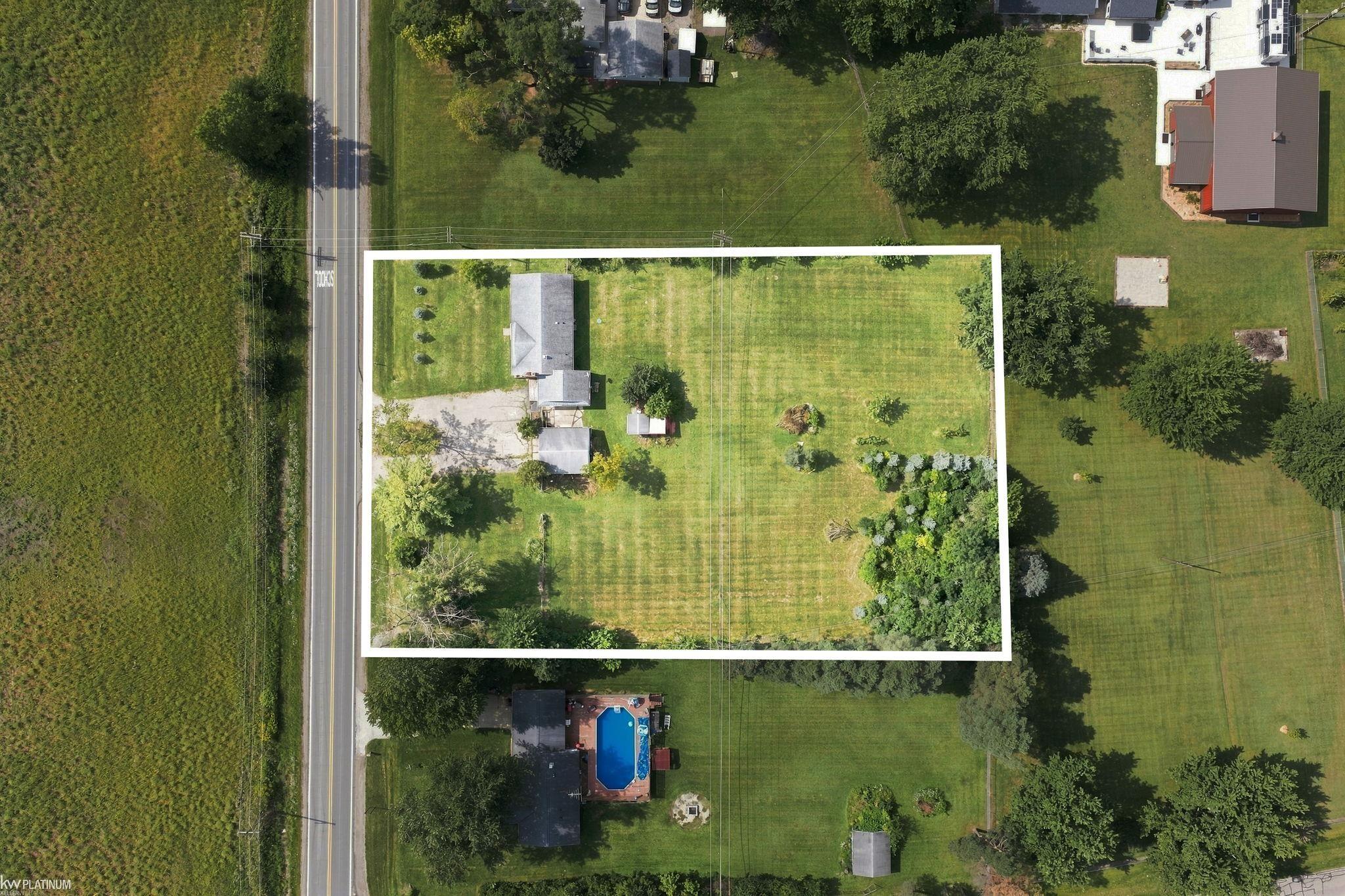 main property photo 4