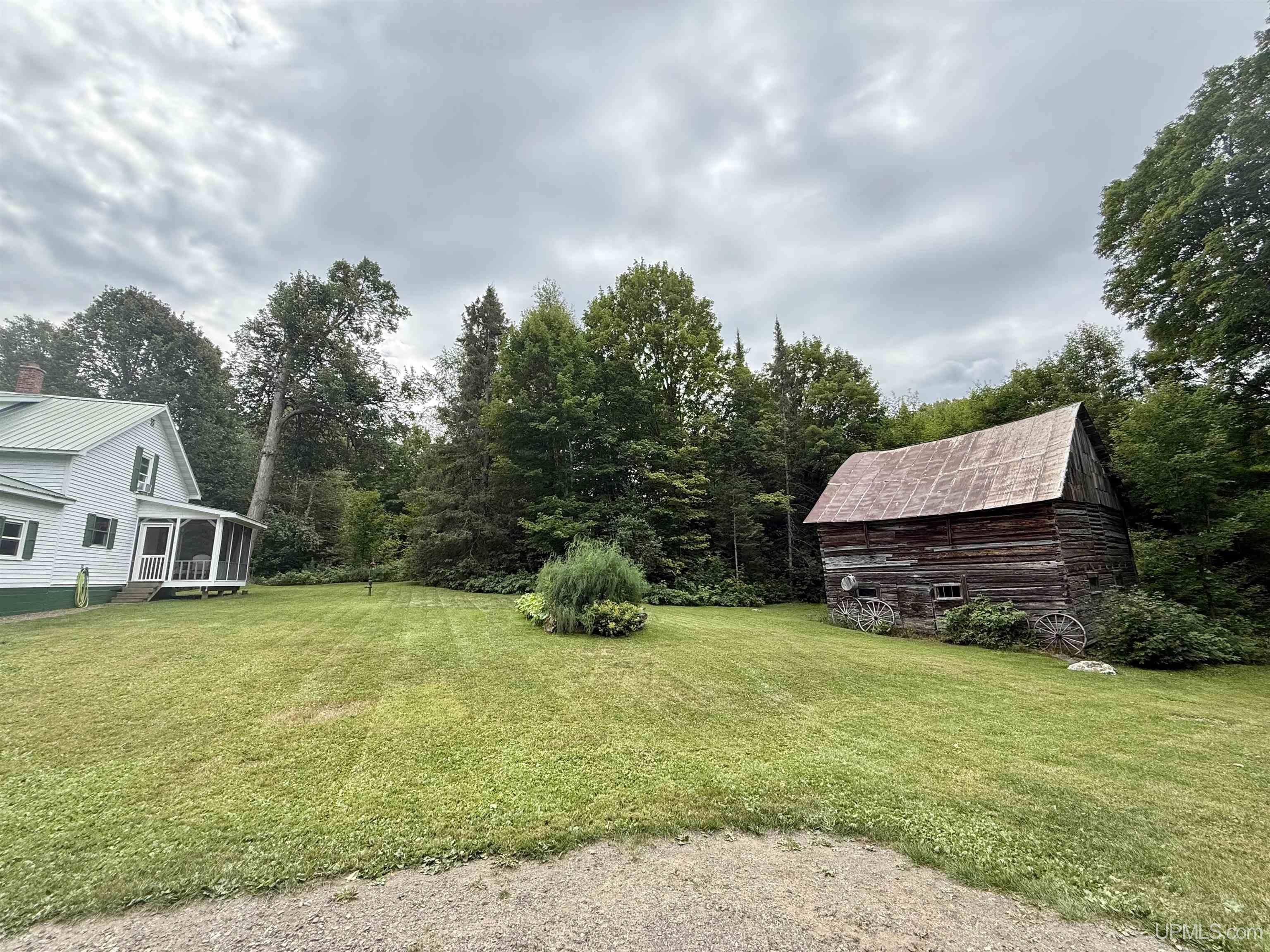 main property photo 49