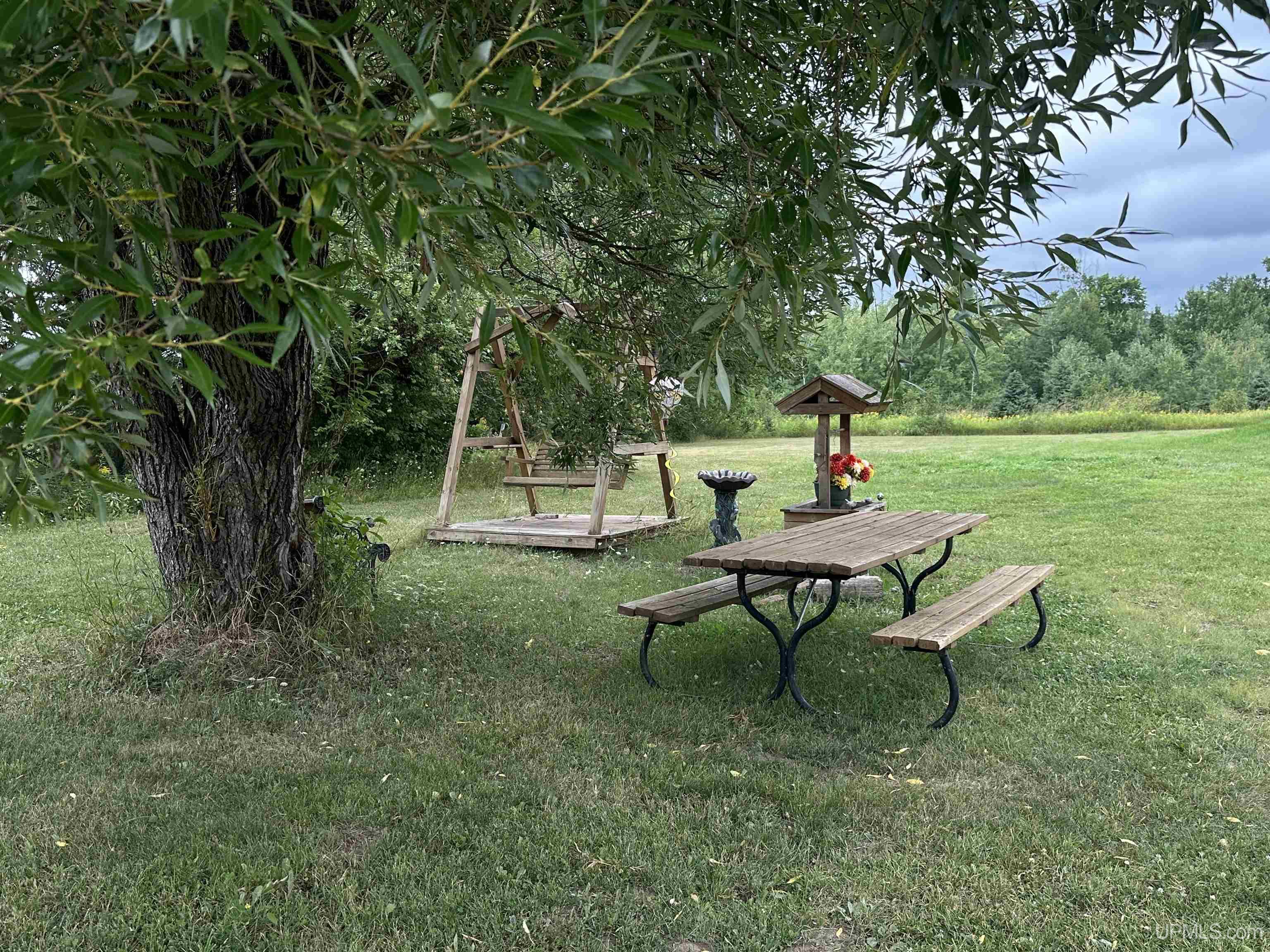 main property photo 45