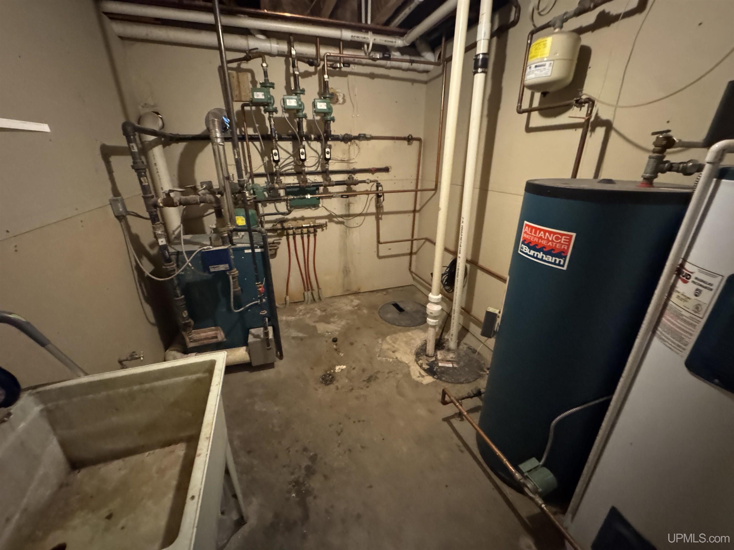 main property photo 31
