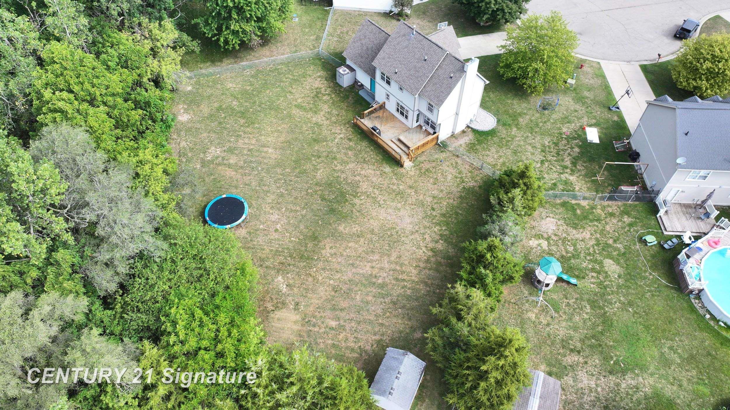 main property photo 51