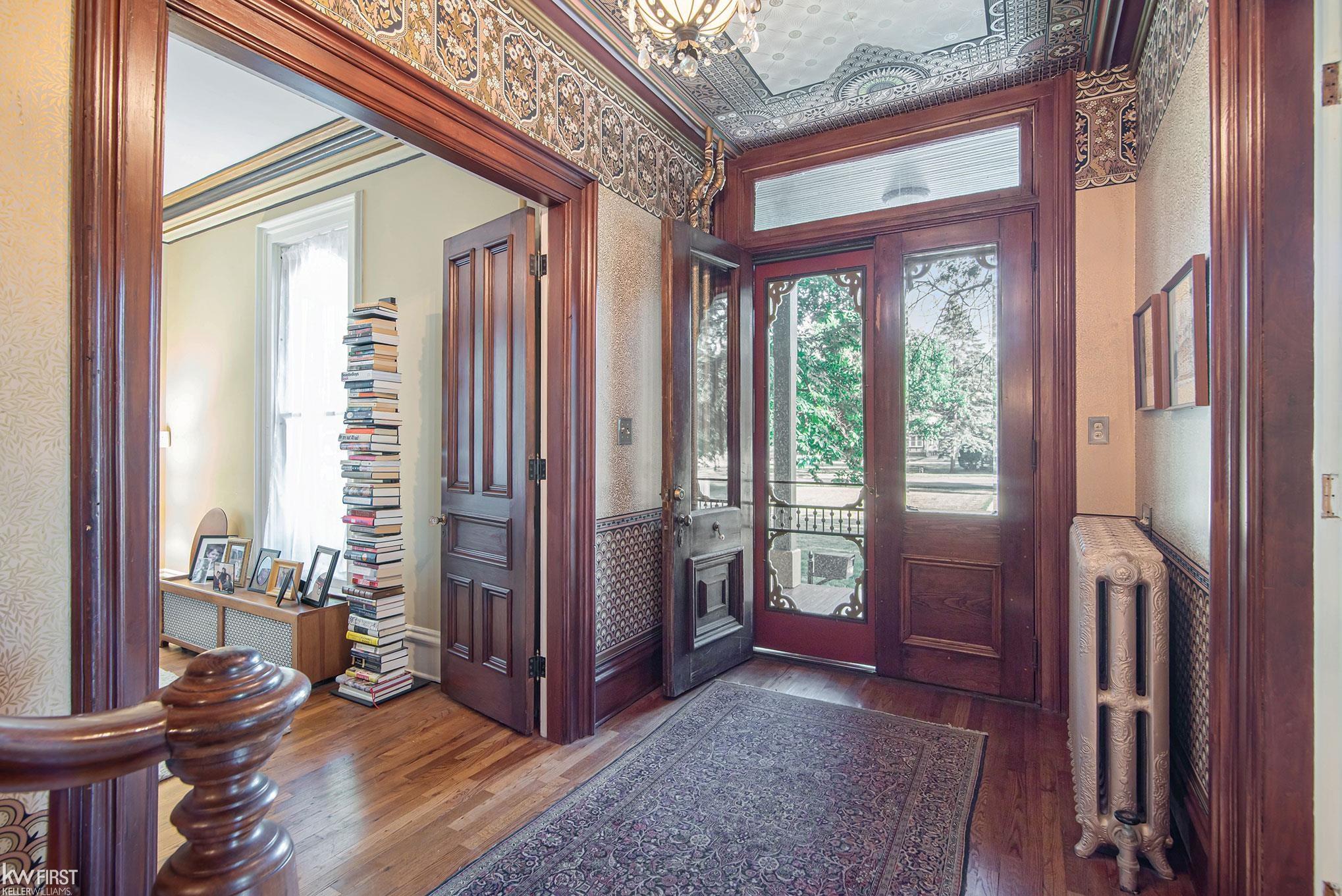 main property photo 17