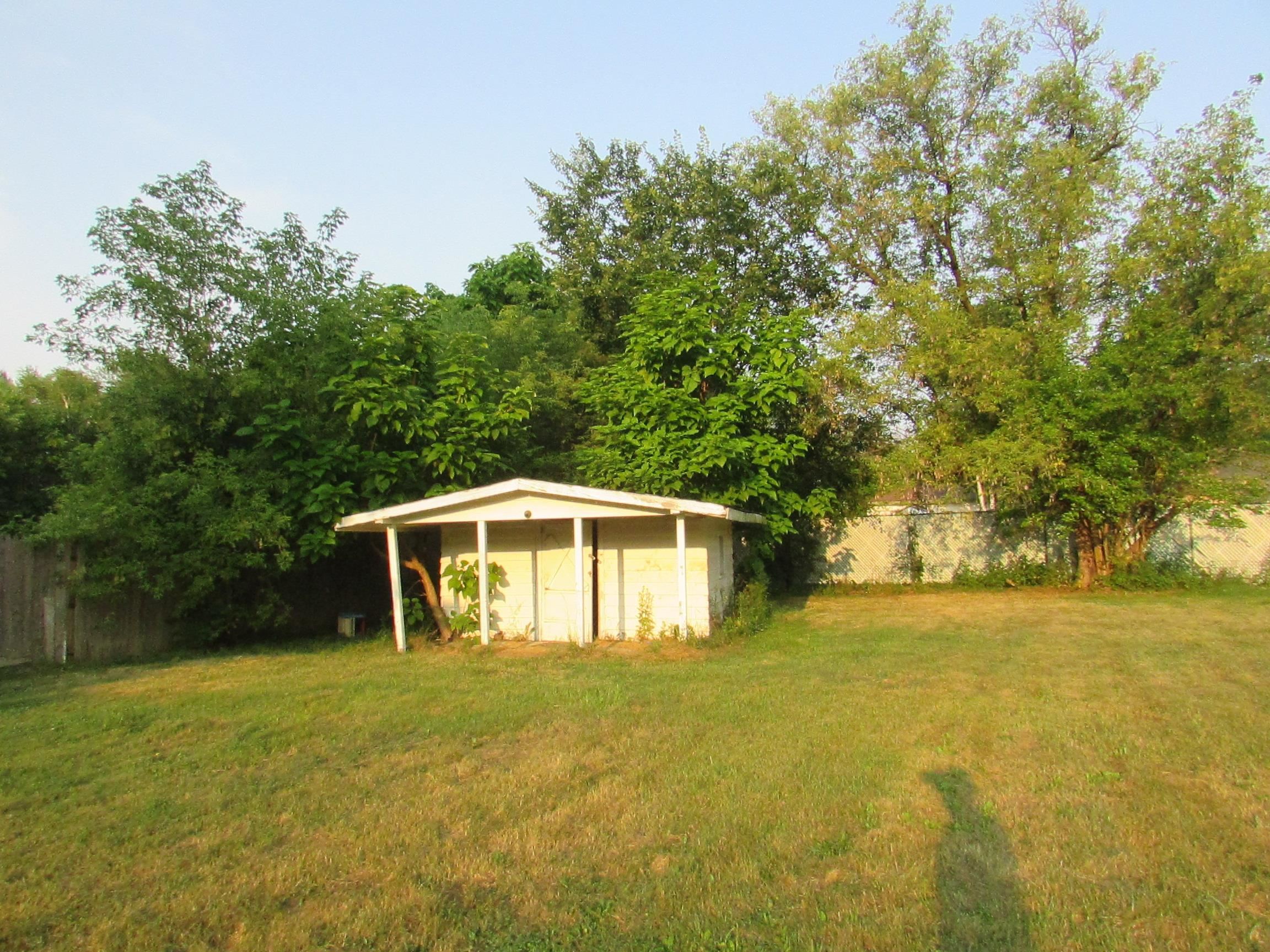 main property photo 5