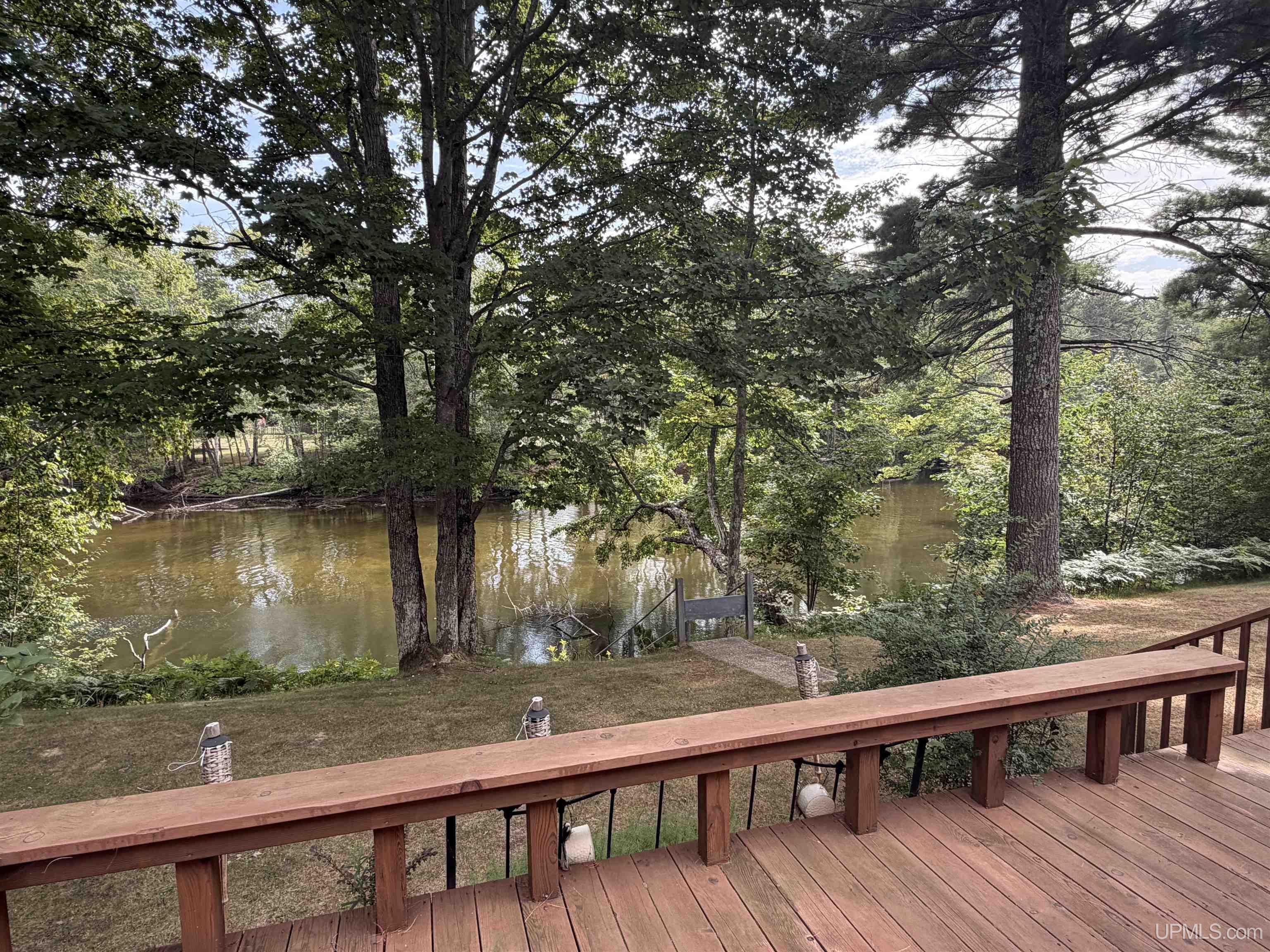 main property photo 10