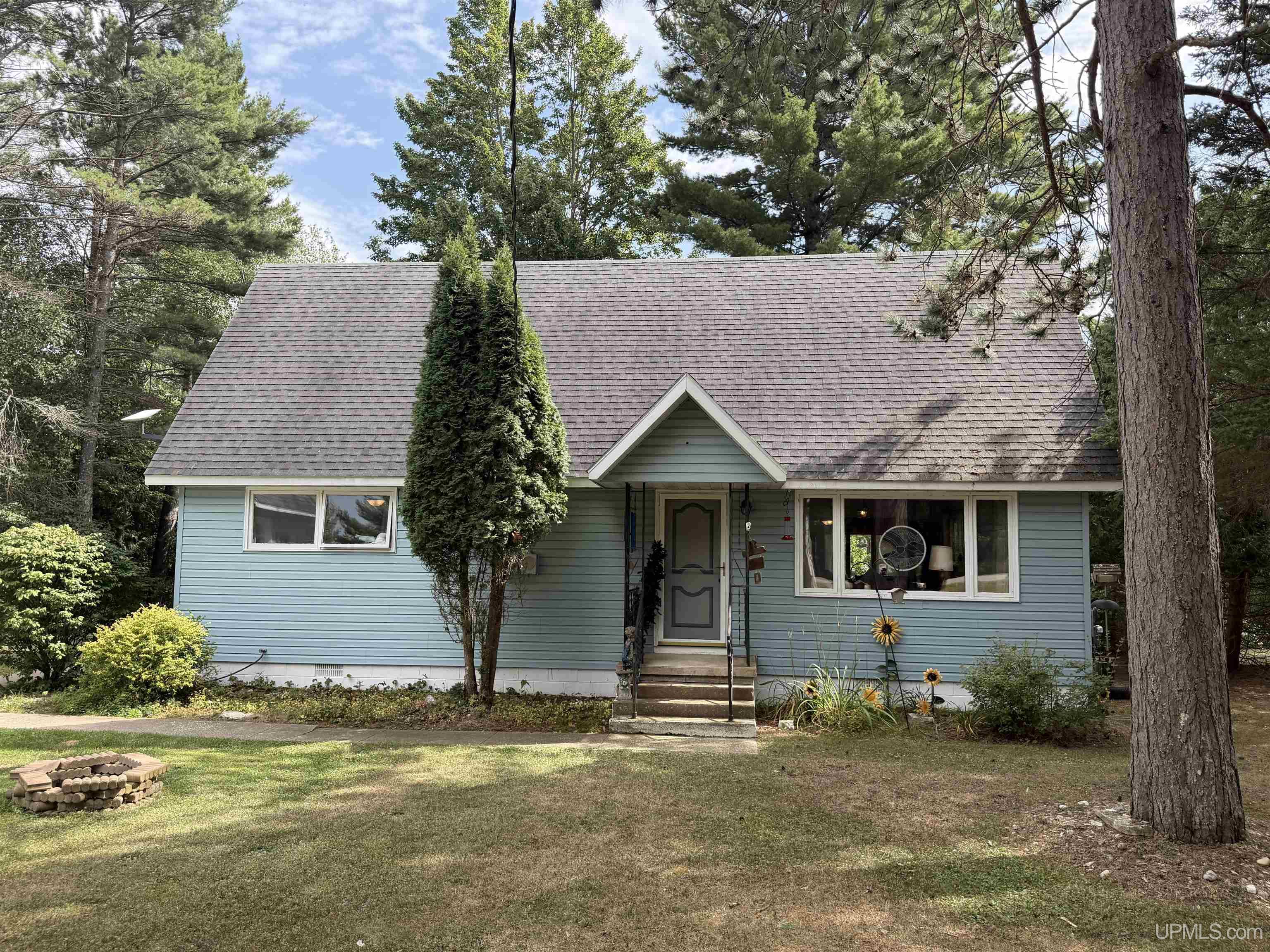 main property photo 5
