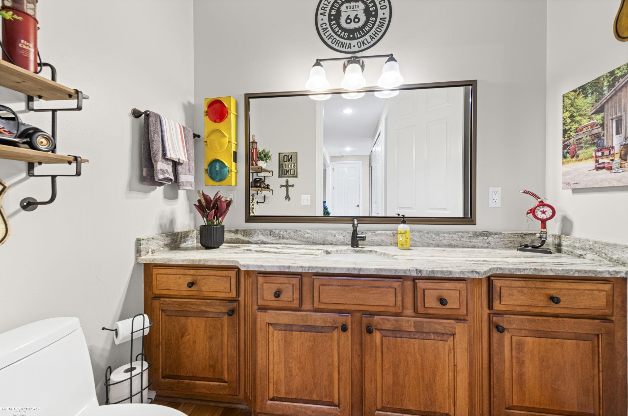 main property photo 35