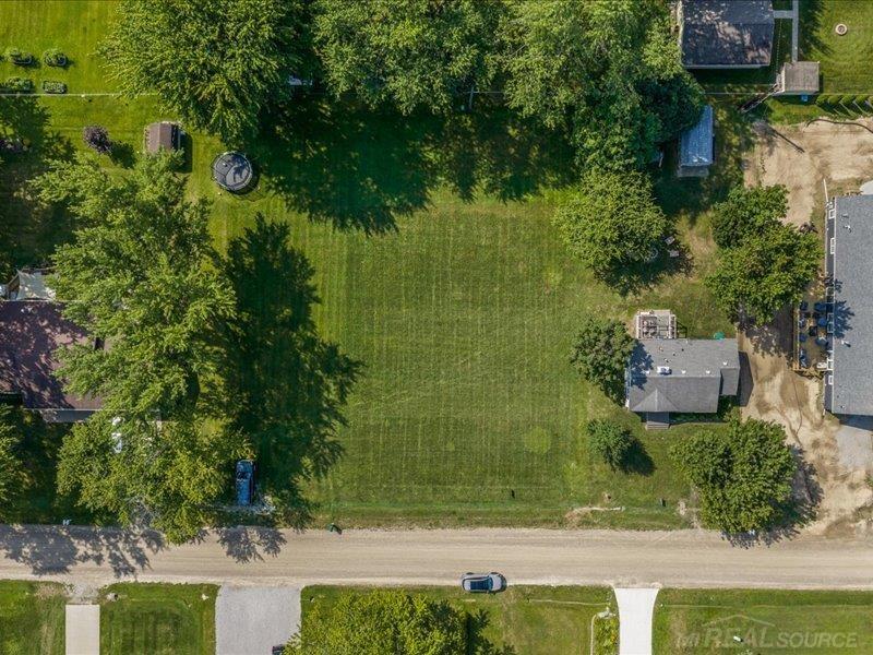 main property photo 3