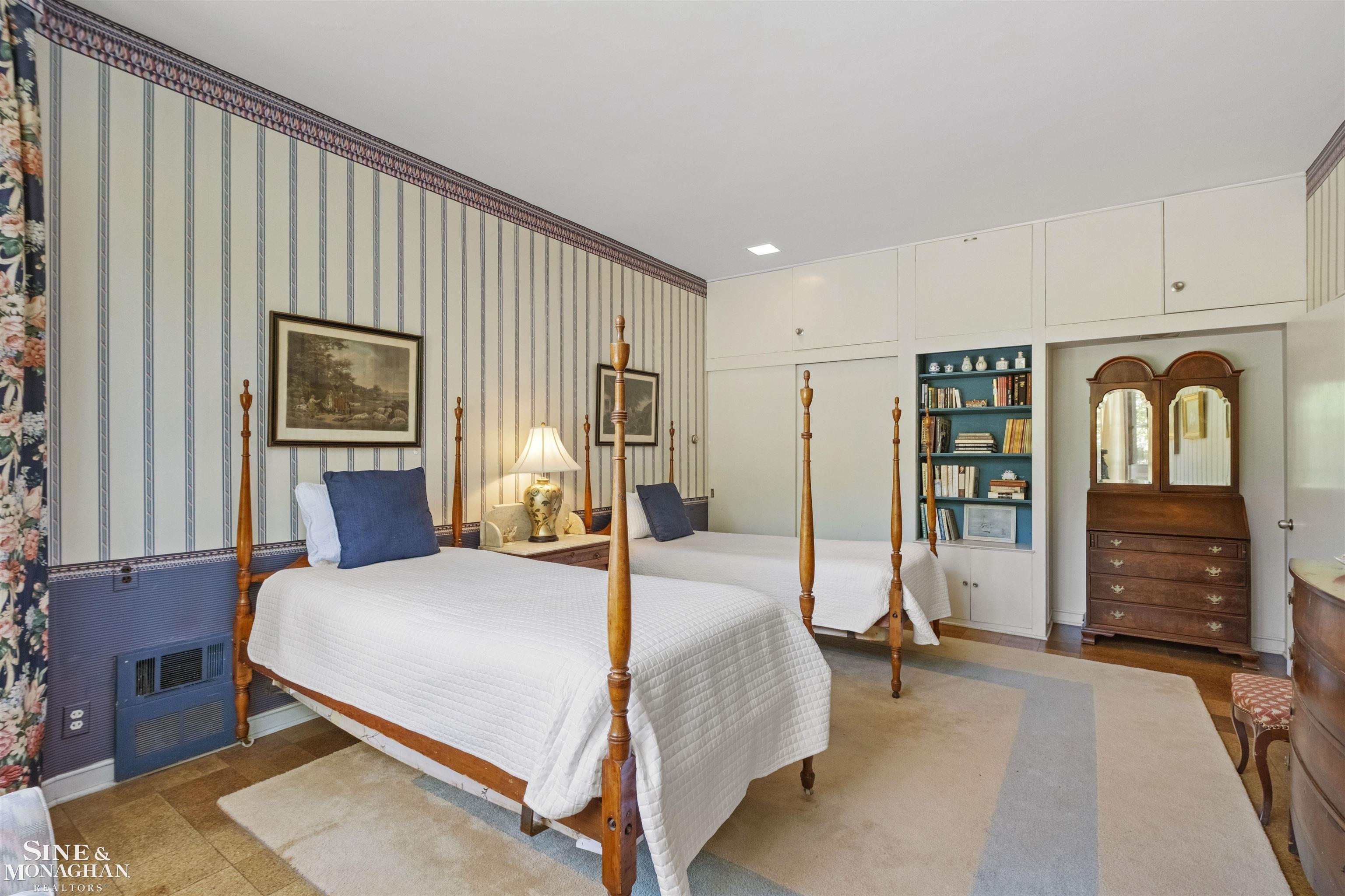 main property photo 60