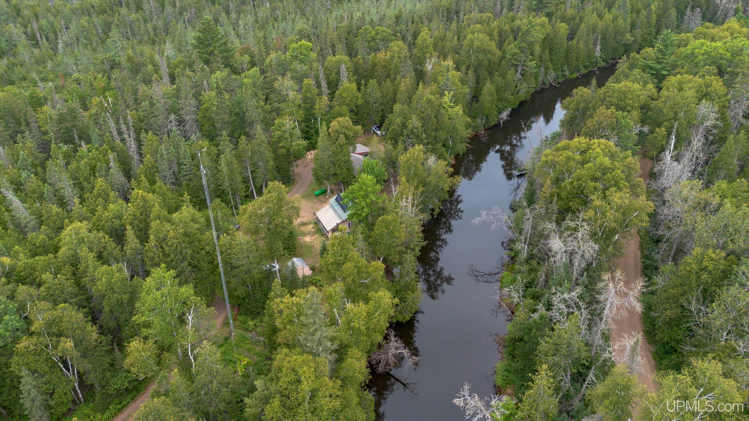 main property photo 40