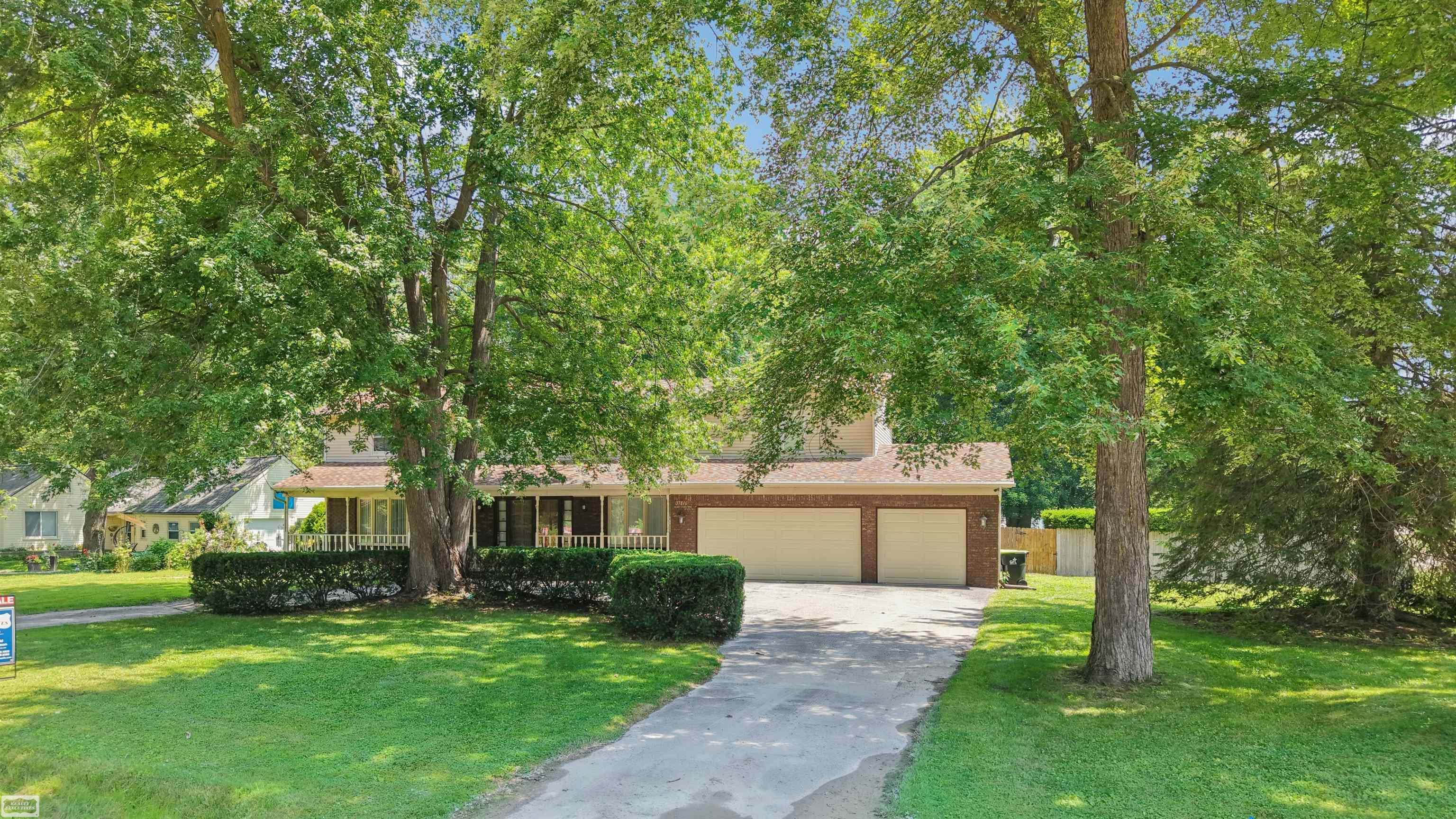 main property photo 49