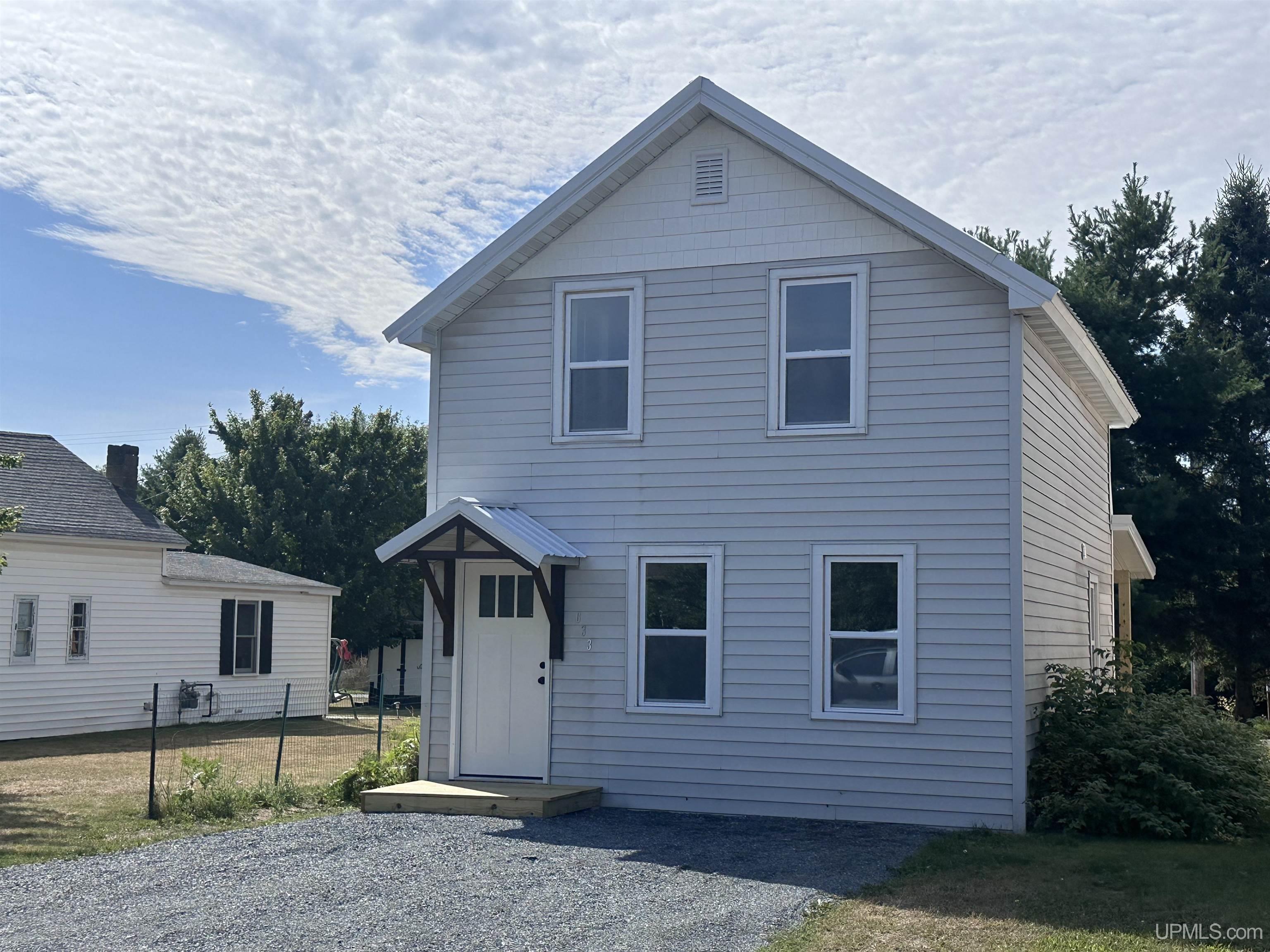 main property photo 0