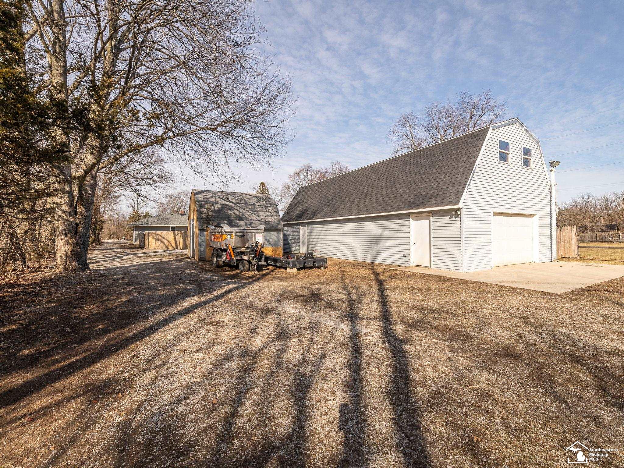 main property photo 48