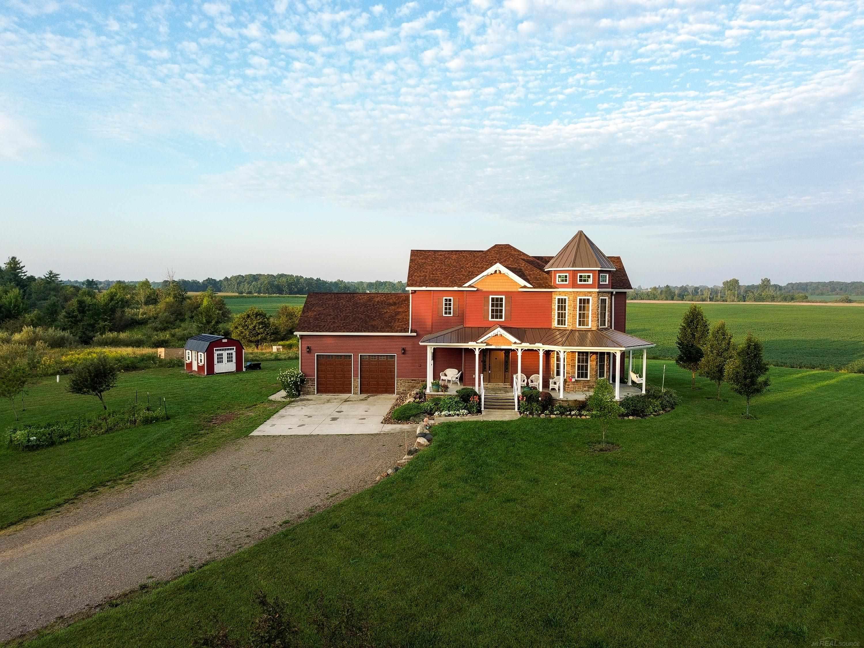 main property photo 8