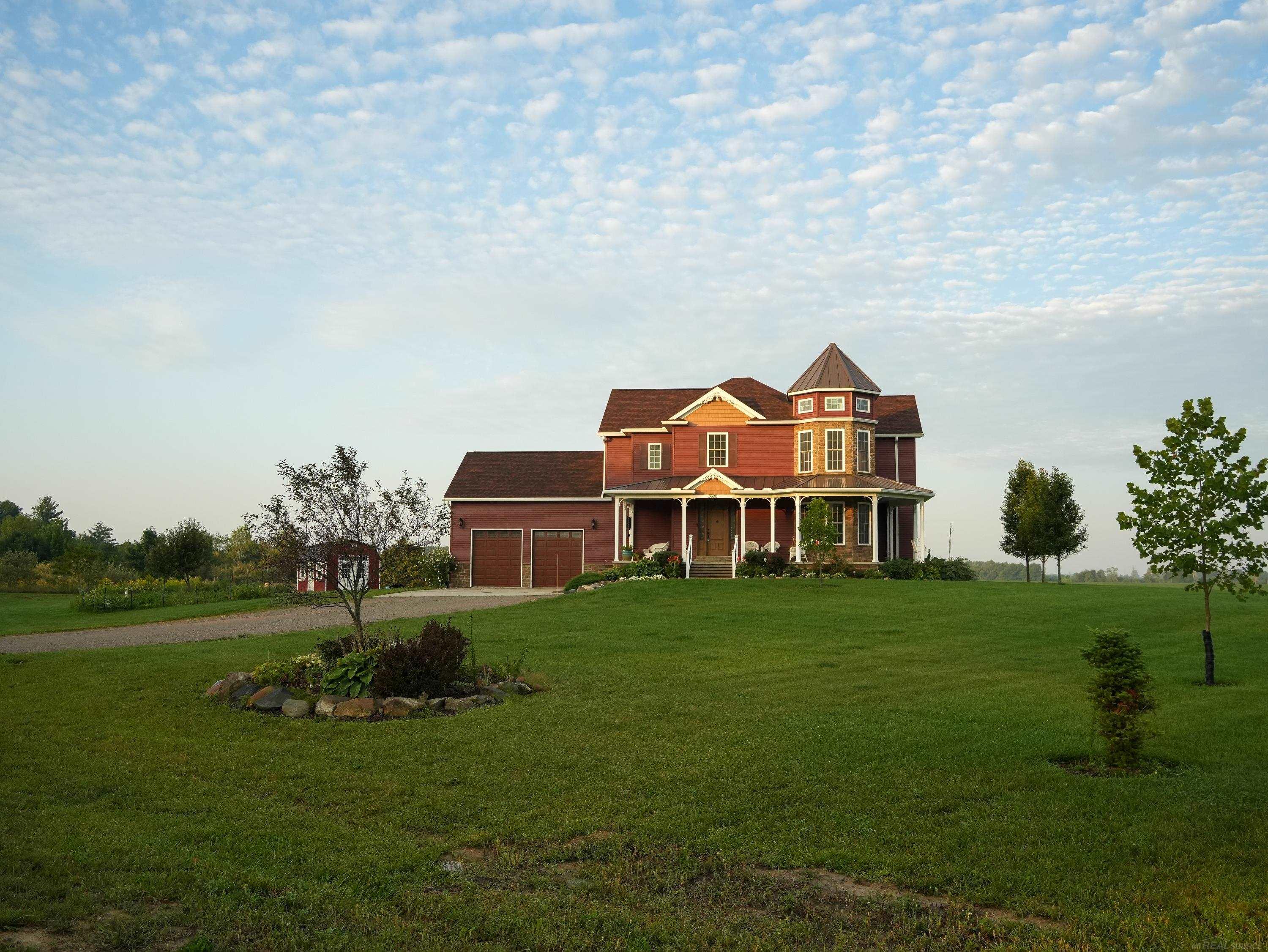 main property photo 9