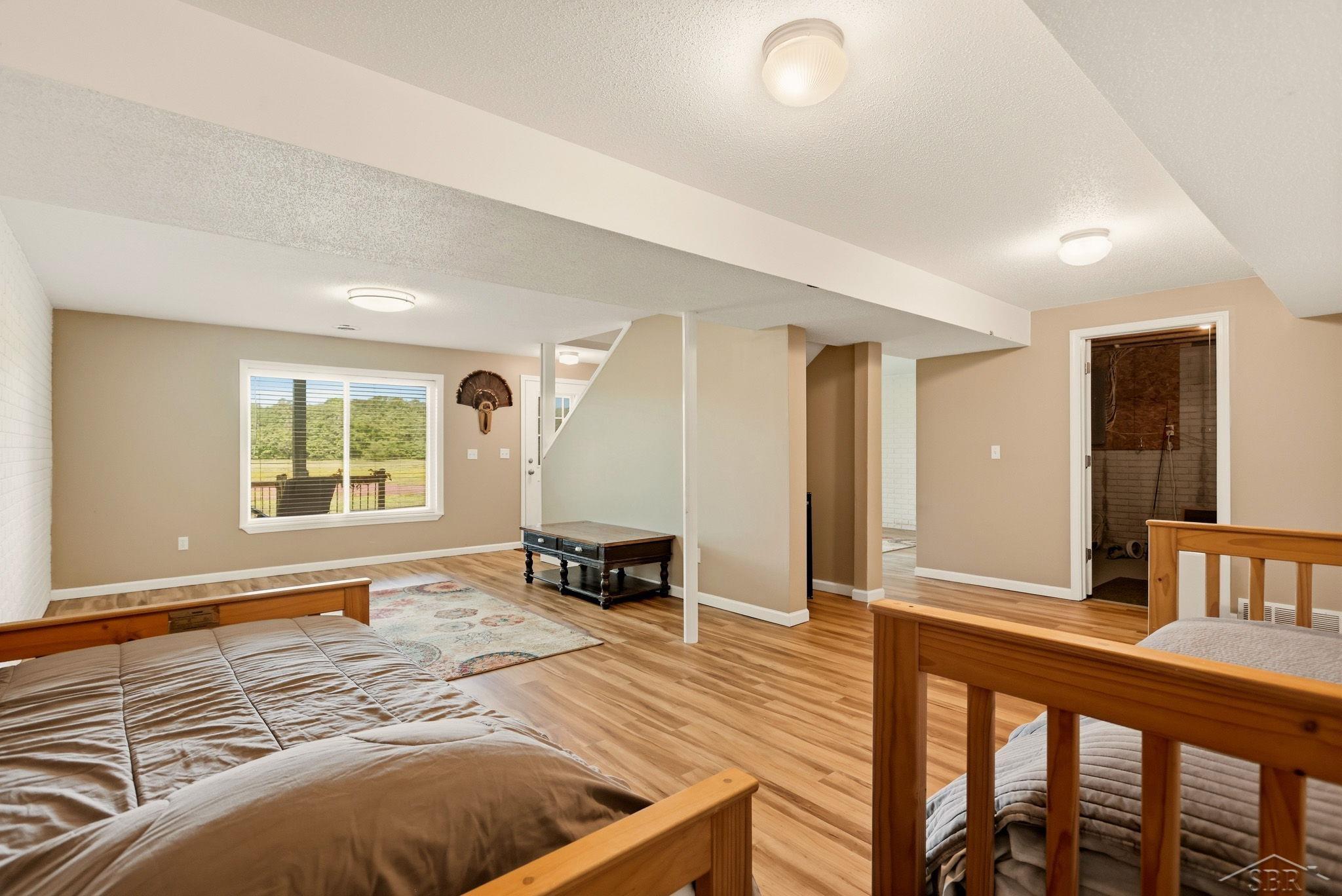 main property photo 27